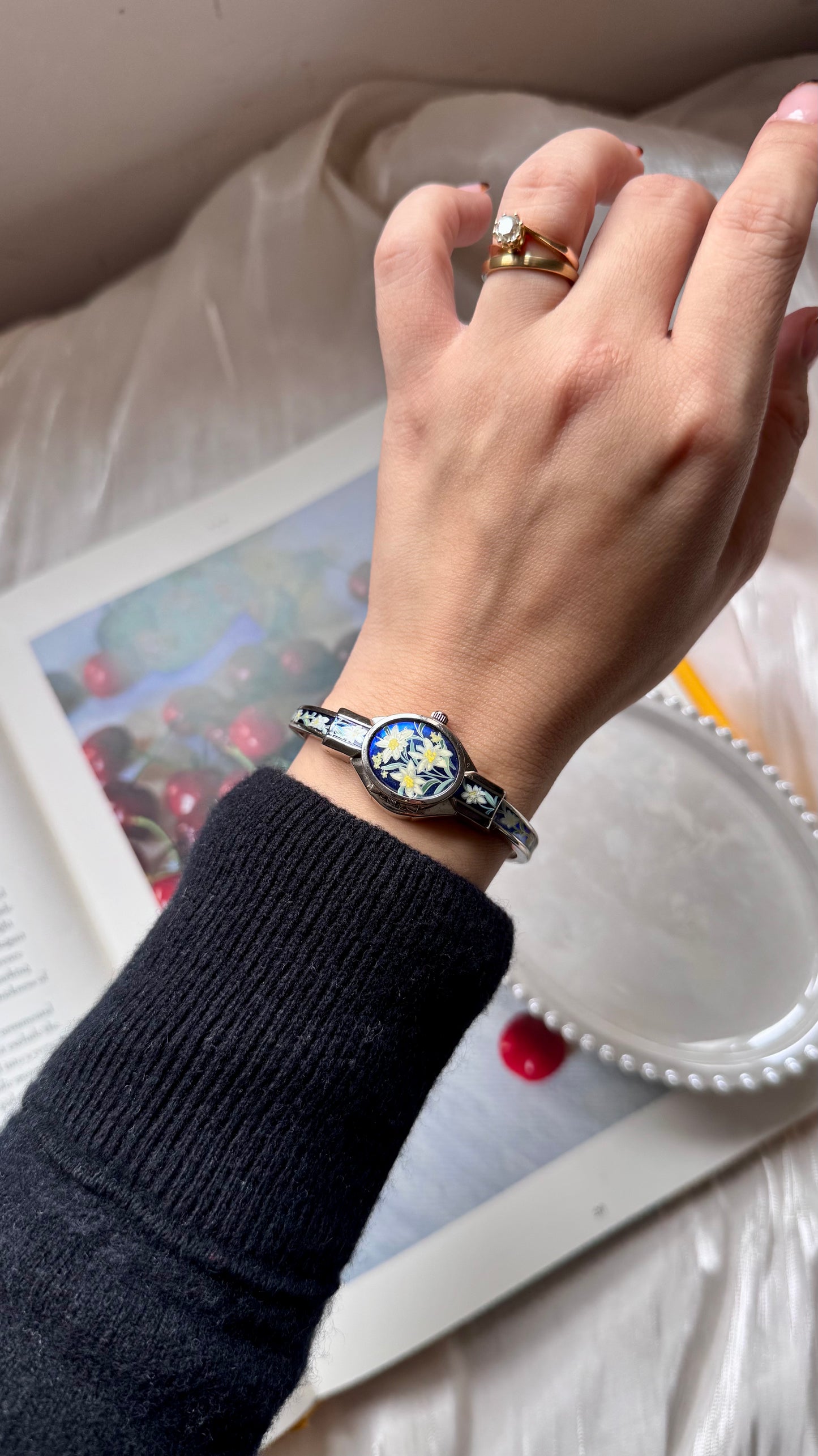 Vintage André Mouche Peekaboo Watch