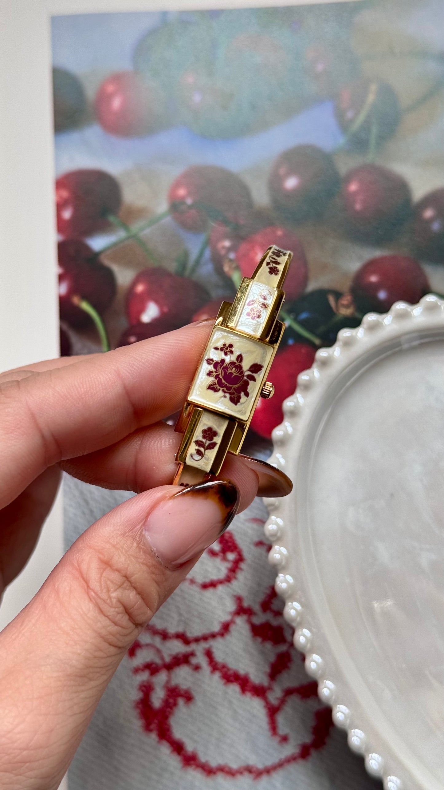 André Mouche Peekaboo vintage watch