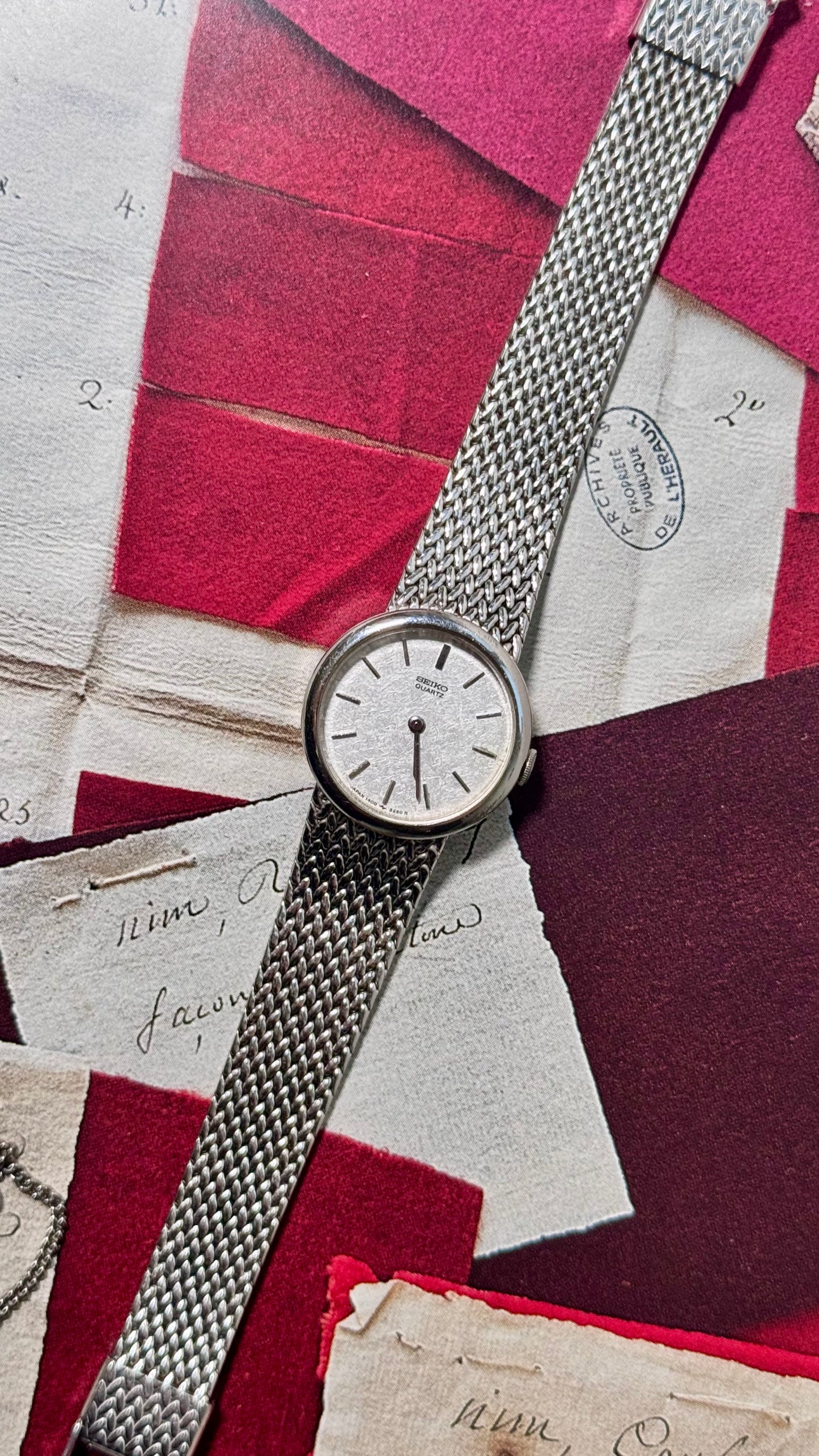 Seiko Silver Tone Vintage Watch Collection - Clean Girl Aesthetic