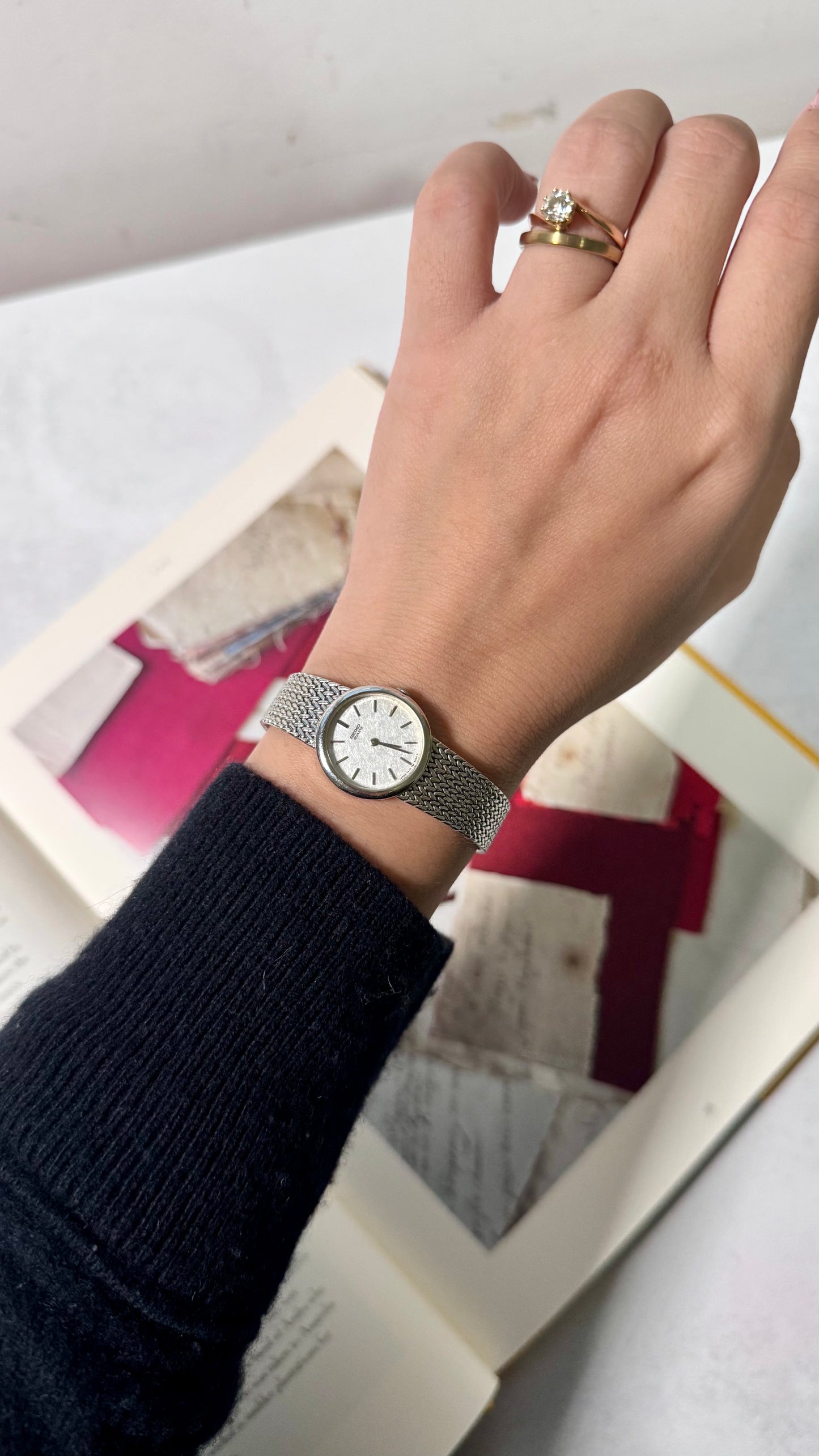 Seiko Silver Tone Vintage Watch Collection - Clean Girl Aesthetic