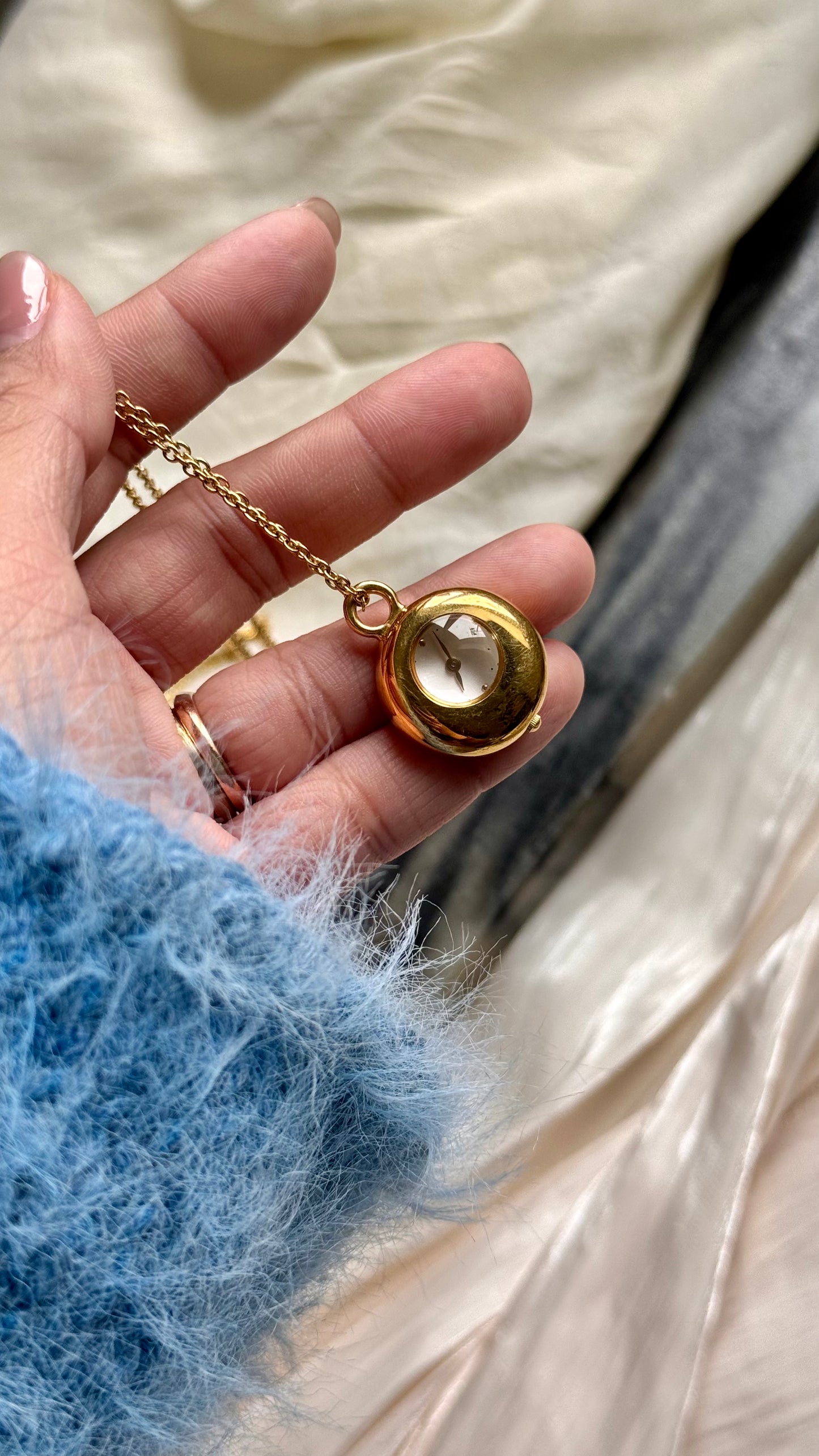 18k Gold Plated Citizen Pendant With Gold Plated Long Chain - 1990s