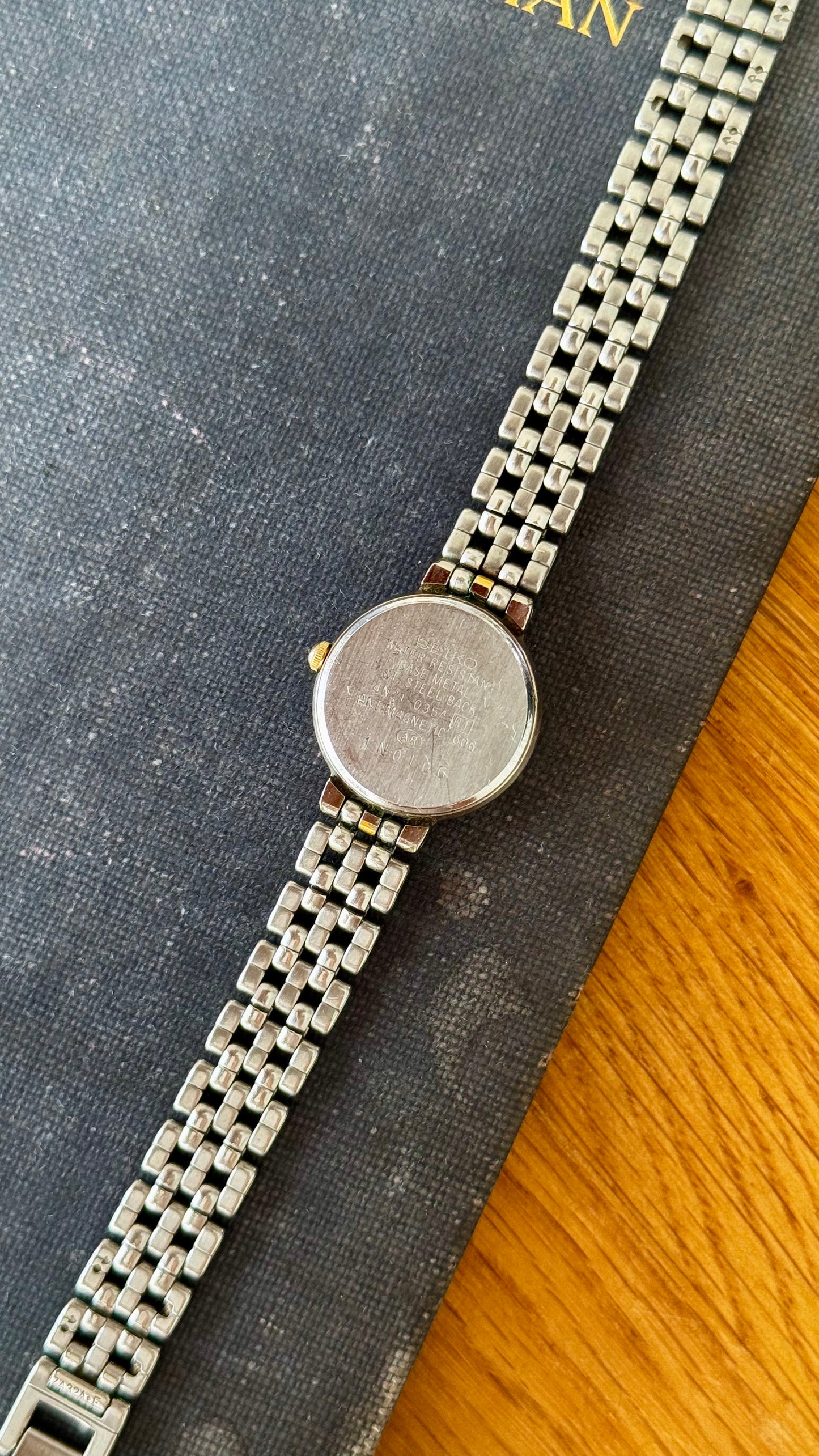 Classic 1991 Seiko Lucent Vintage Watch - Gold Plated, near mint condition