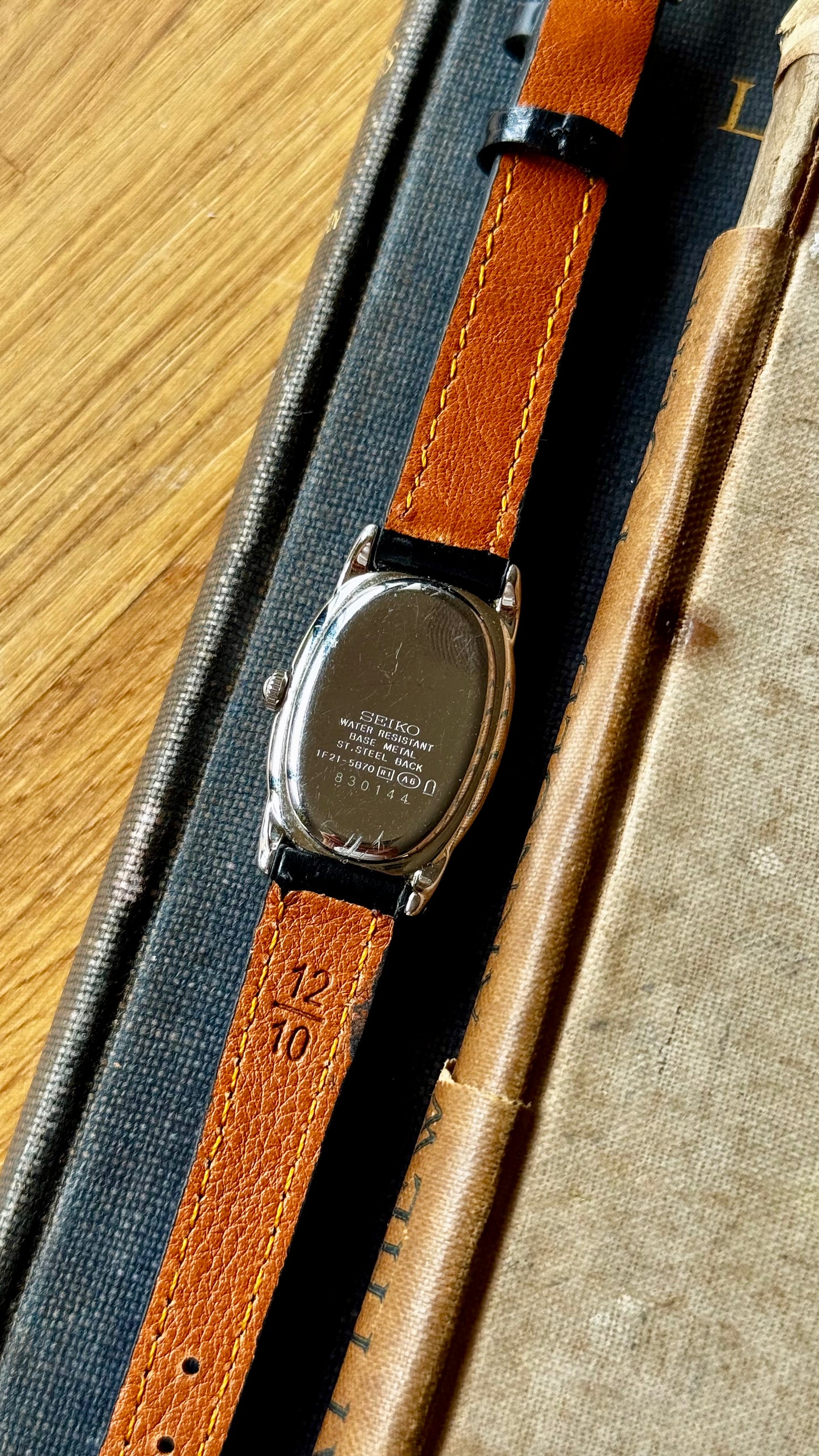 Seiko Neue Baignoire Vintage Watch 1998