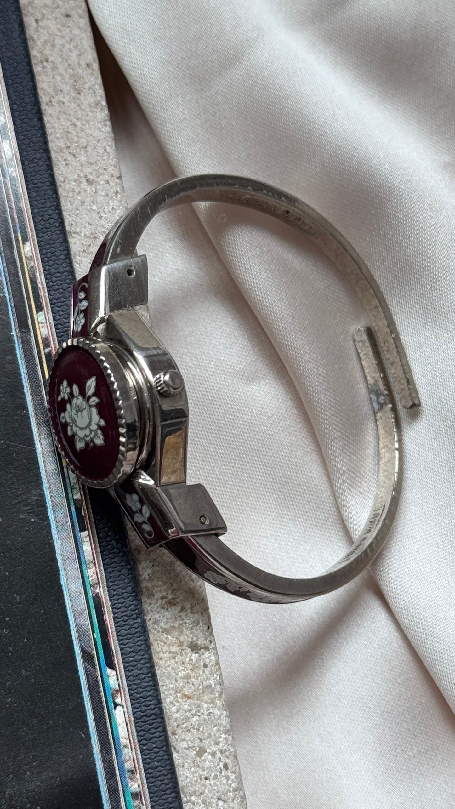 André Mouche Peekaboo vintage watch - rare color