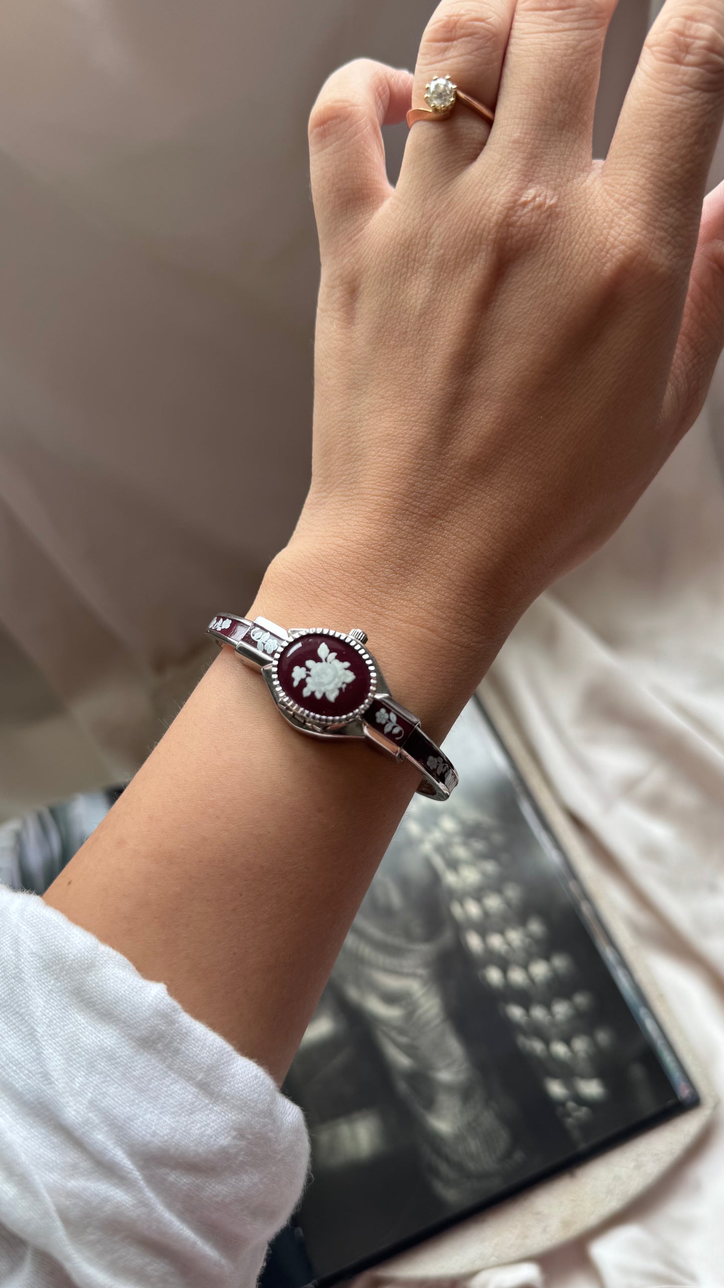 André Mouche Peekaboo vintage watch - rare color
