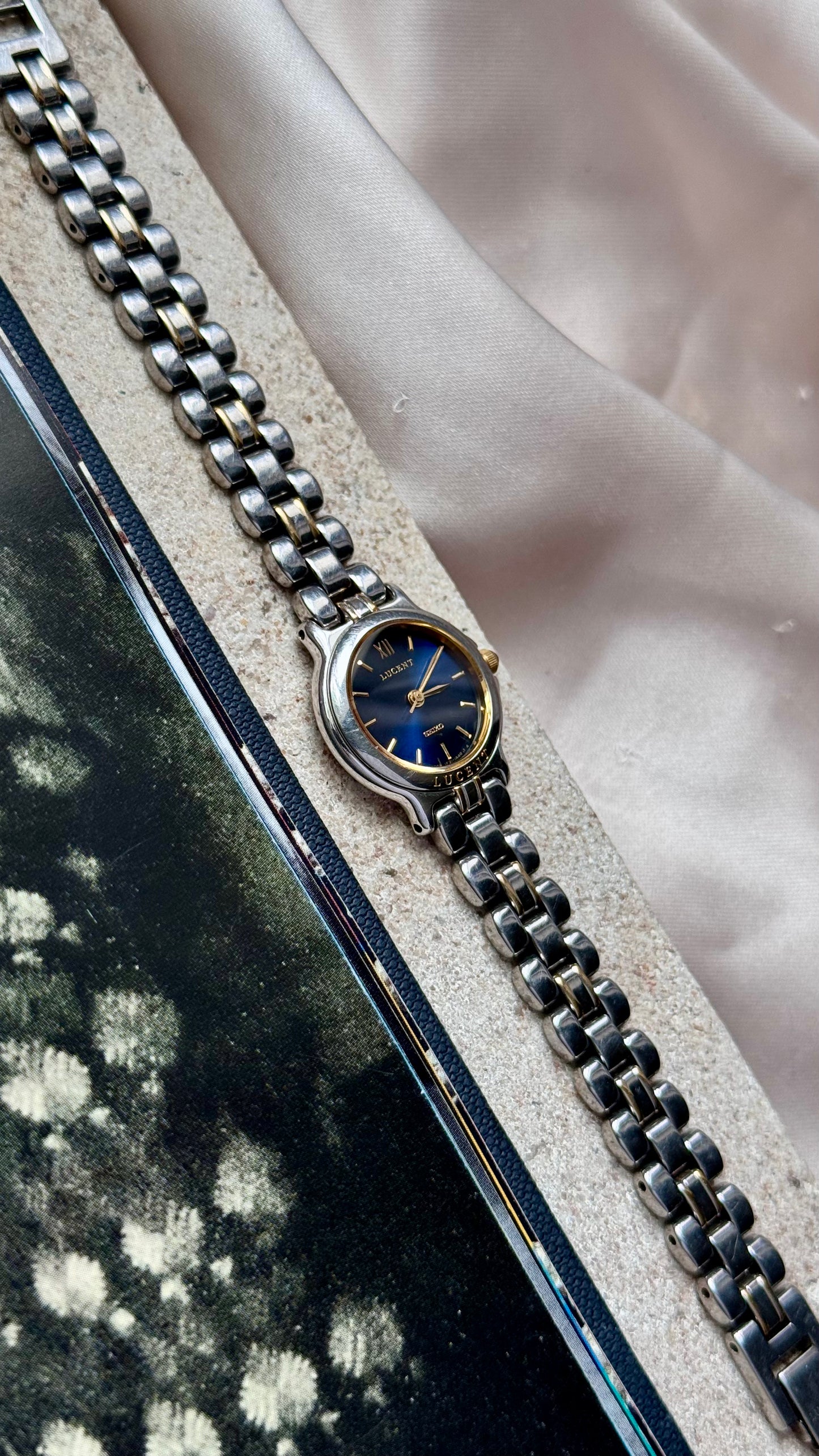 Seiko Lucent vintage watch 1992