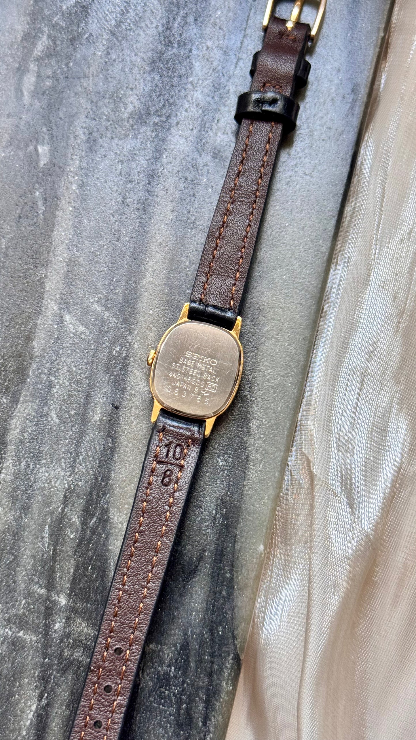 Seiko vintage watch 1990 - 18ct Gold Plated, Bespoke Genuine Leather