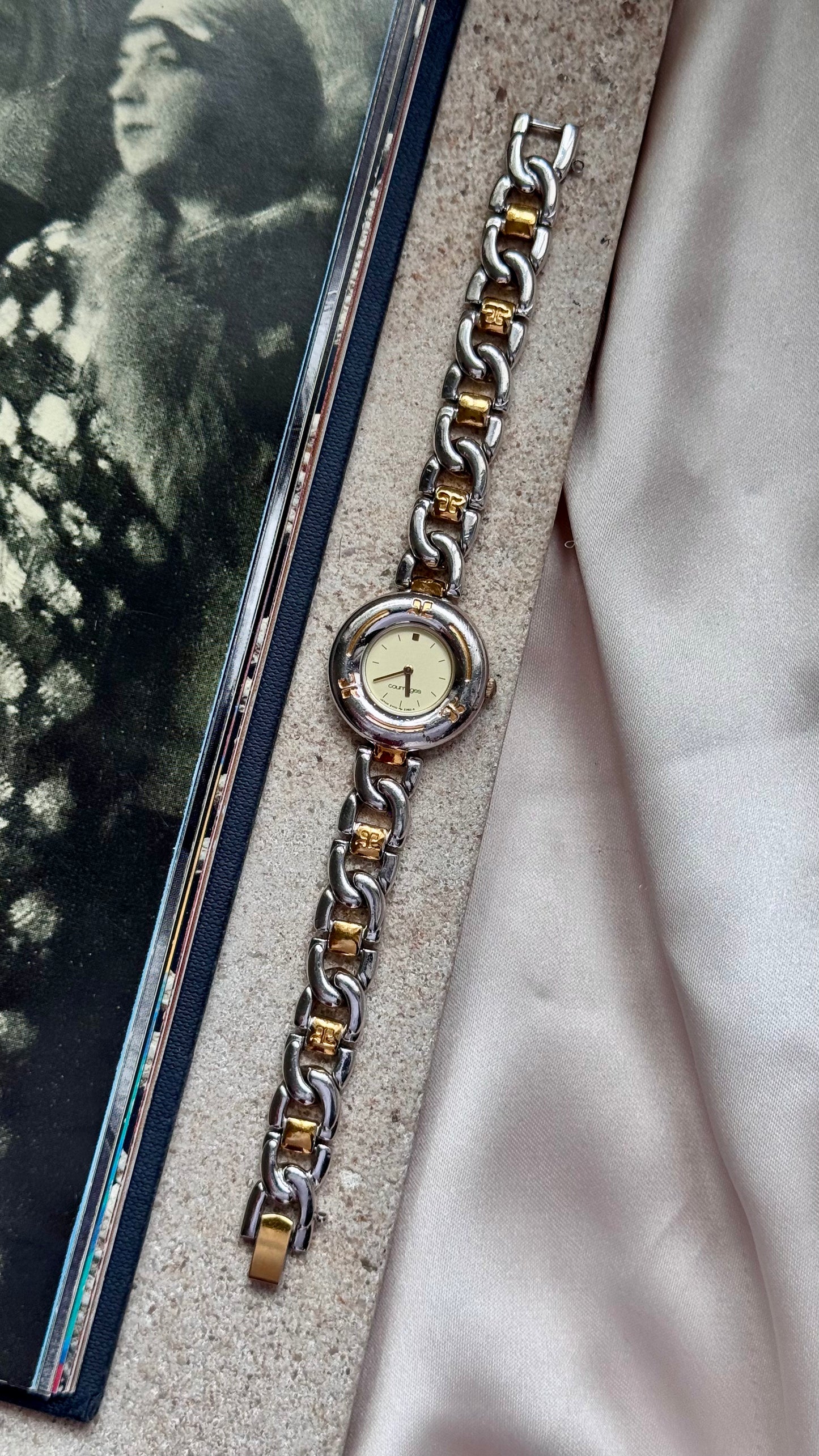 Courrèges vintage watch