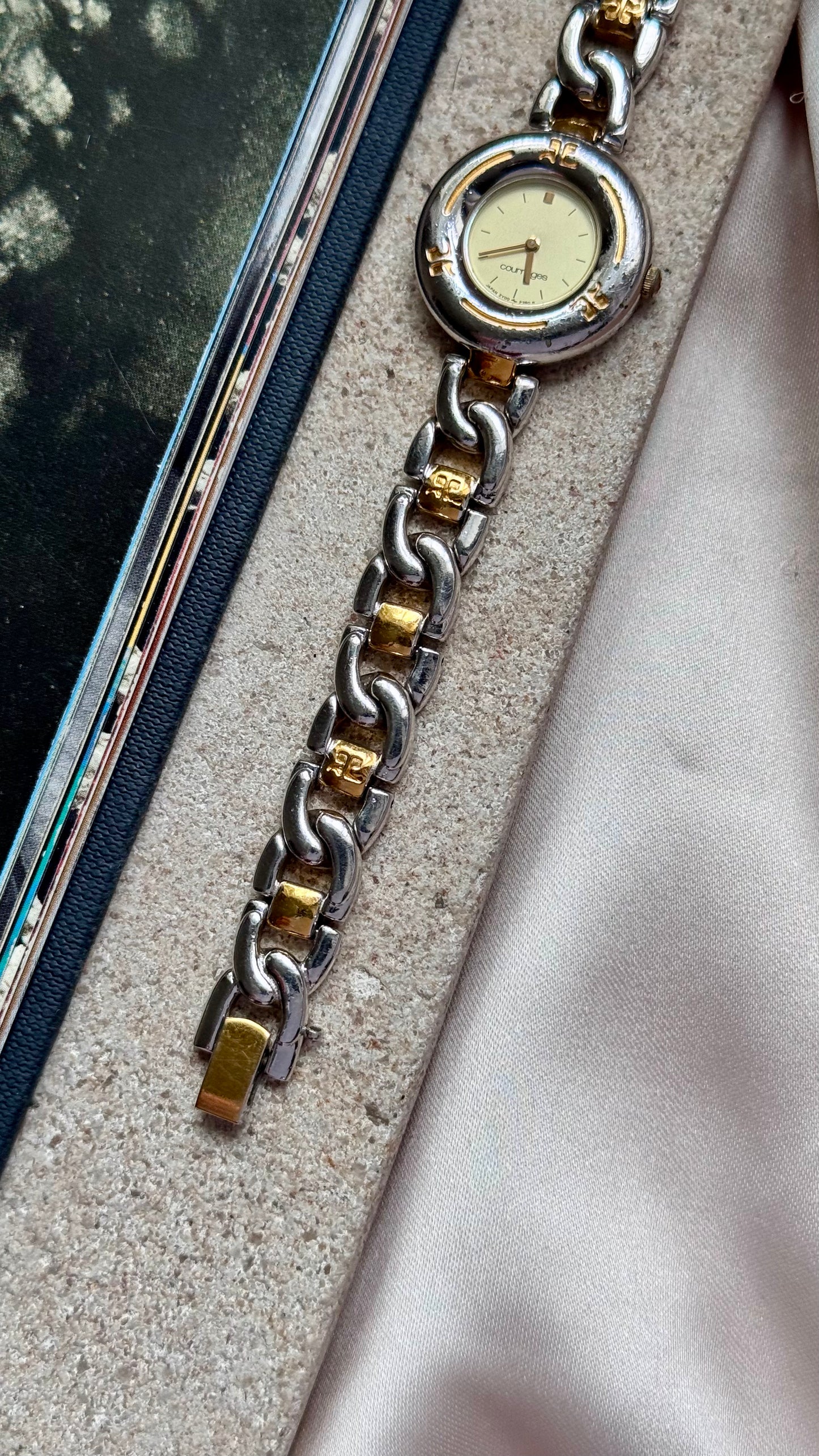 Courrèges vintage watch