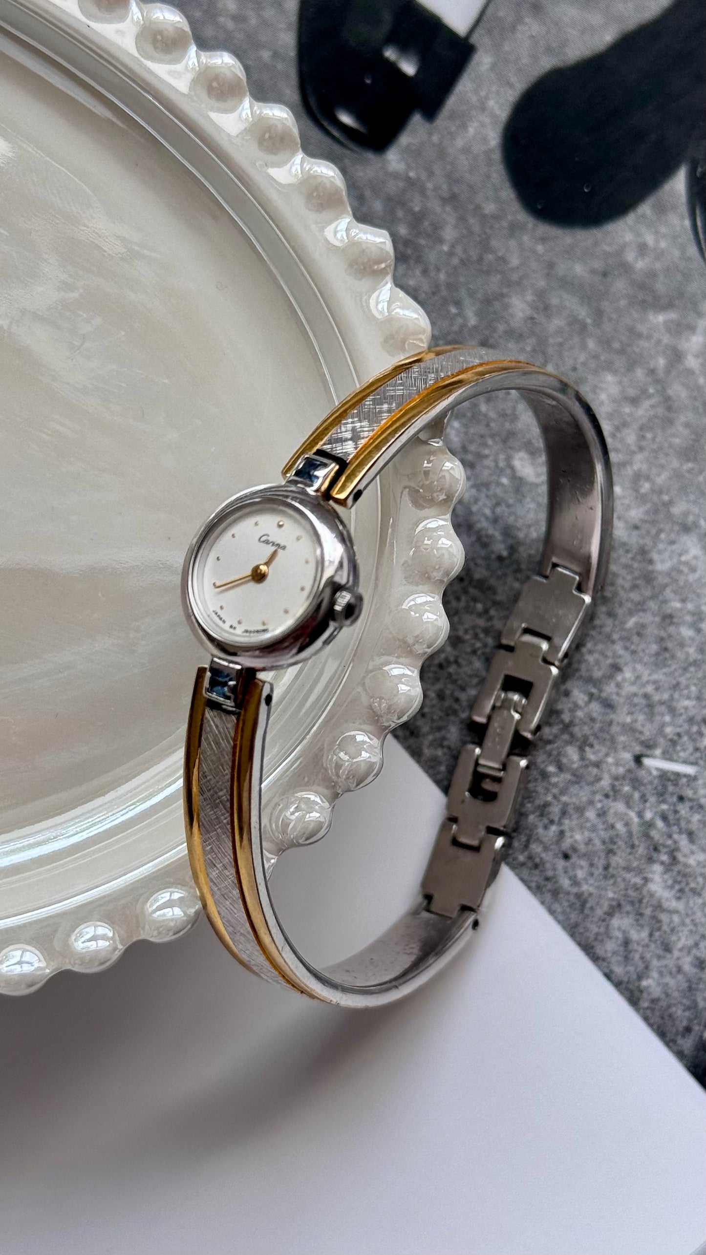 Carina vintage watch - white gold plated