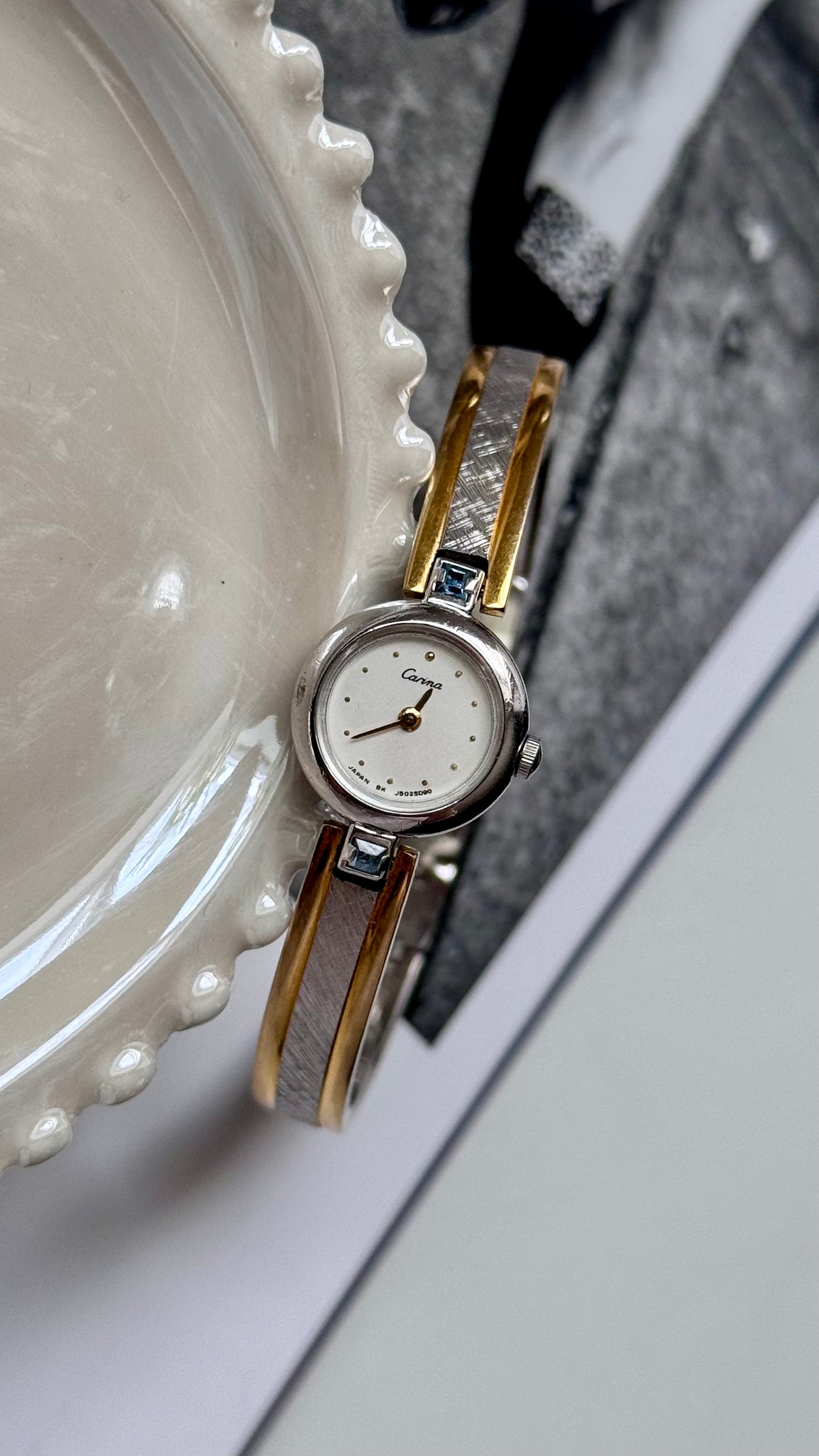 Carina vintage watch - white gold plated
