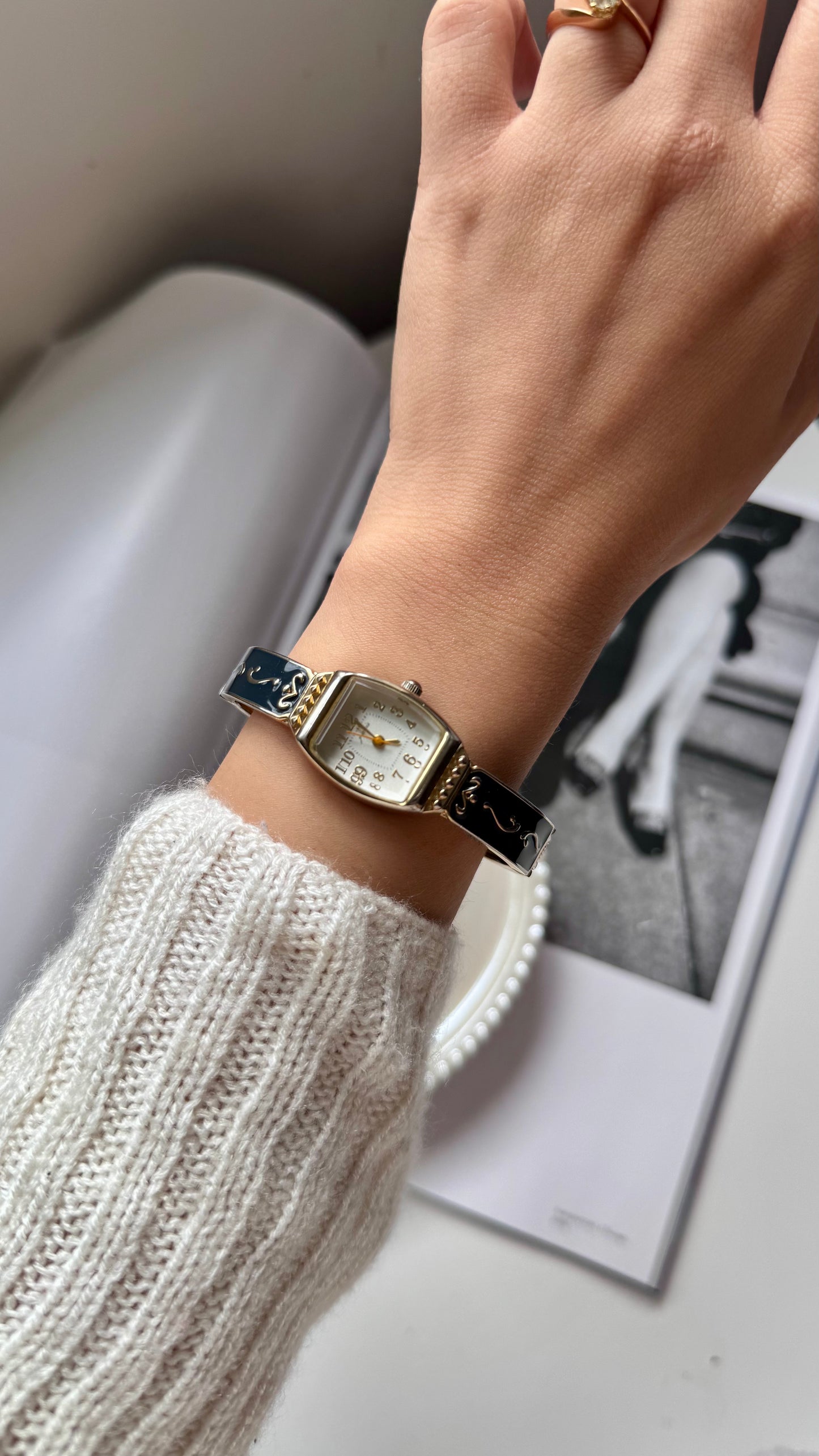 Jaxis Citizen bangle vintage watch