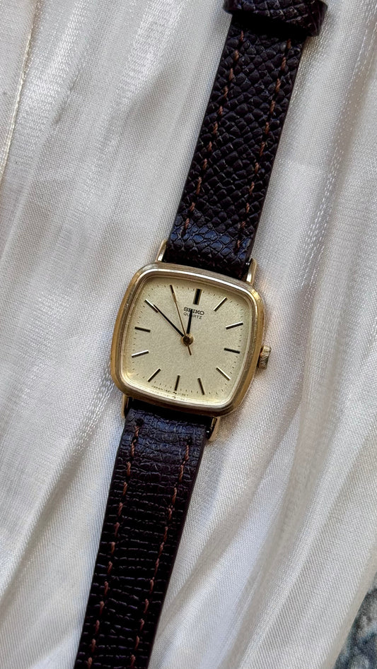 Super Rare Seiko vintage watch 1984 - Bespoke genuine leather
