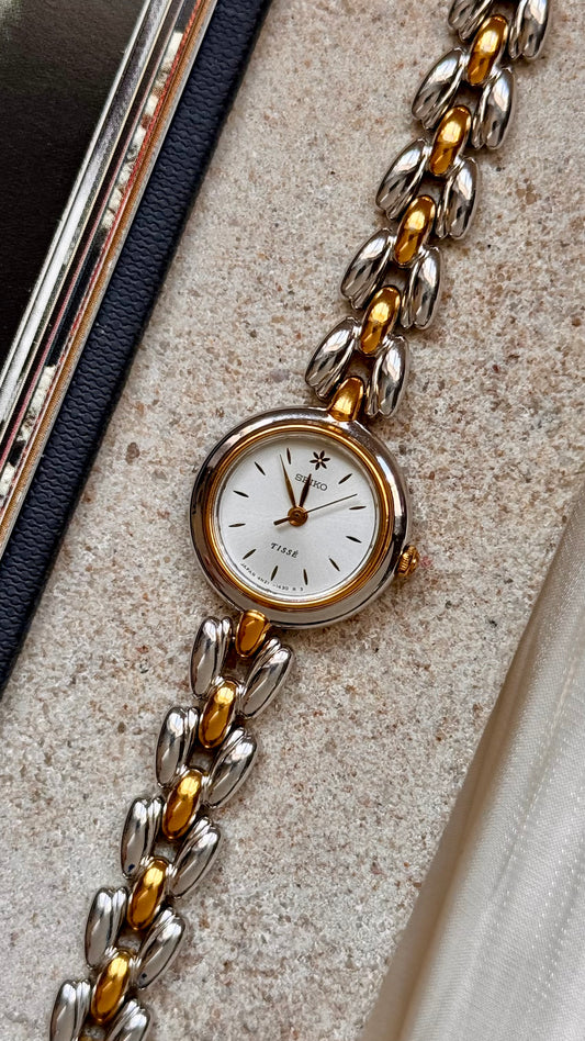 Seiko Tissé vintage watch