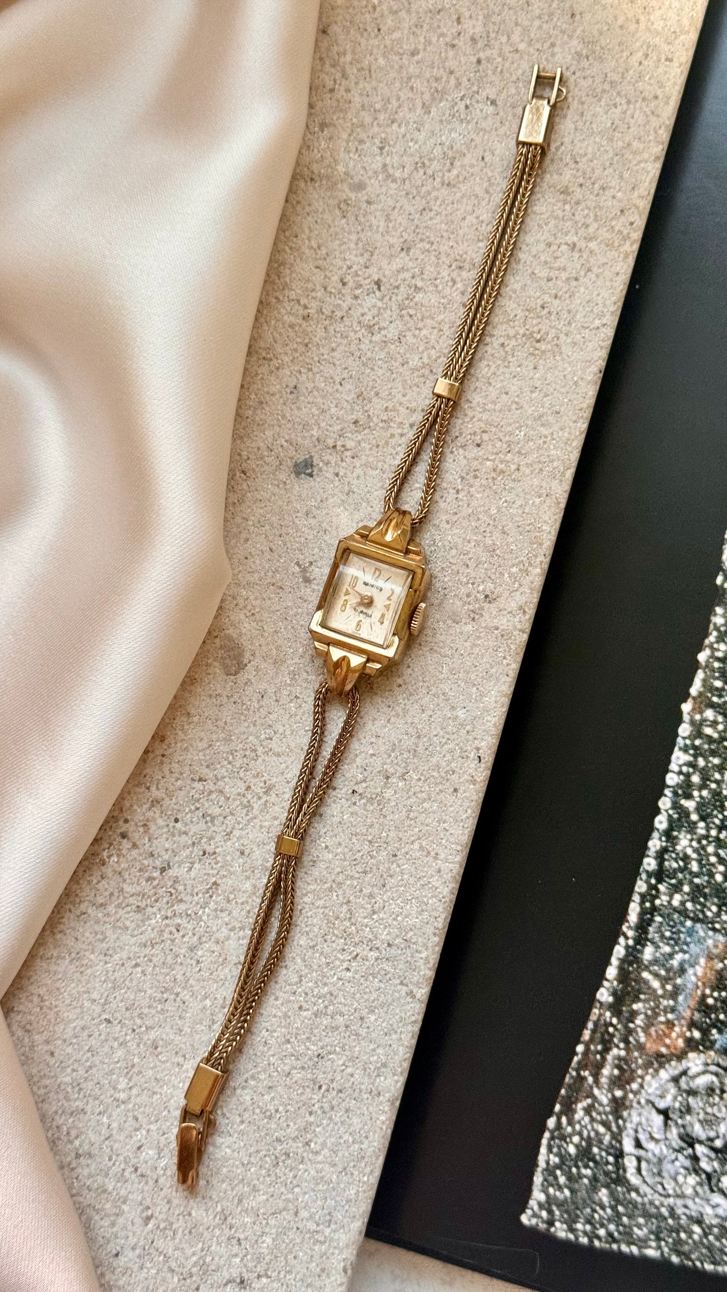 Benrus rolled gold vintage watch - 1960s