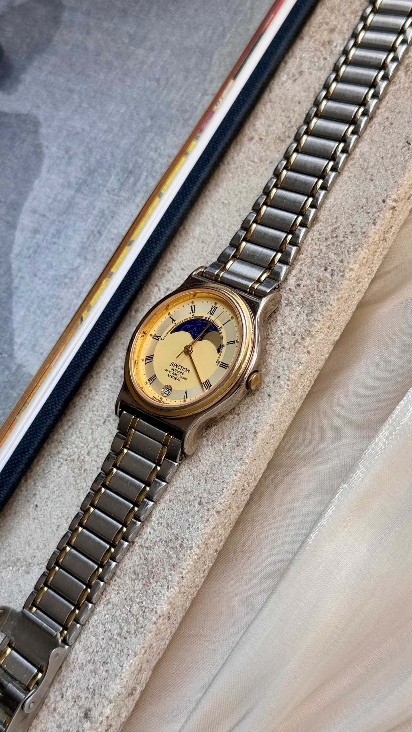 Citizen Junction Moonphase Unisex vintage watch