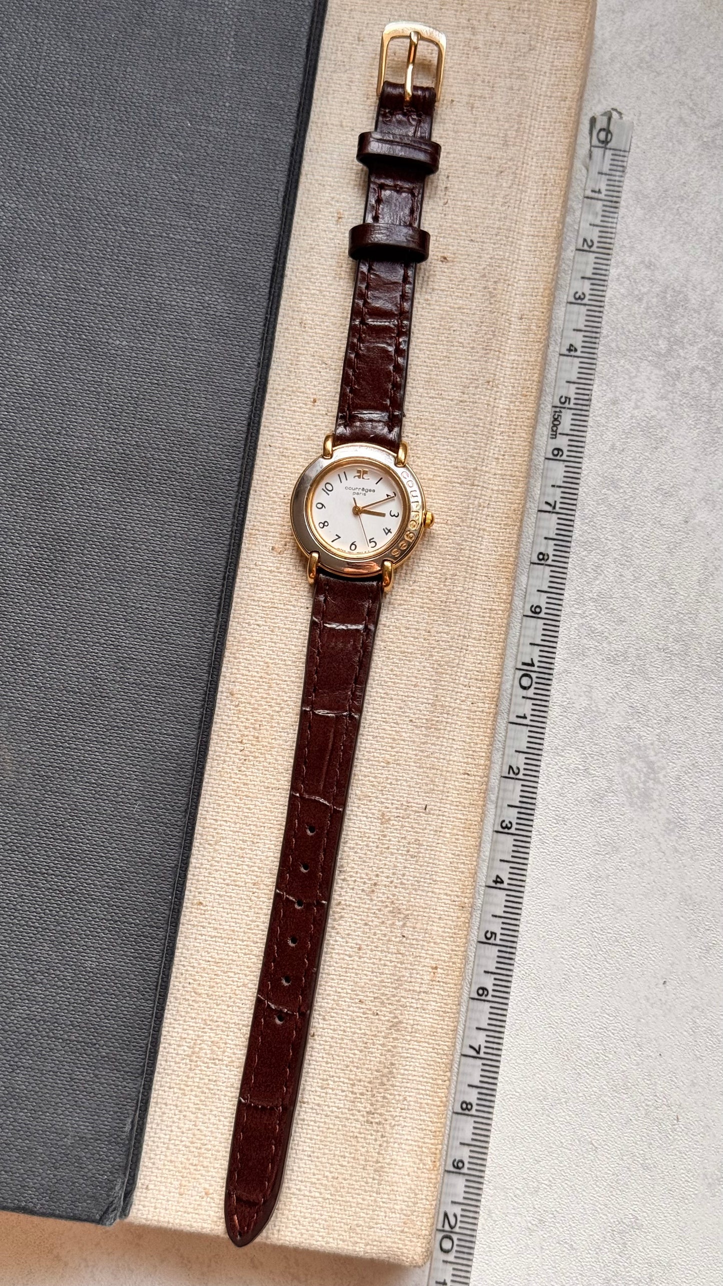Courrèges vintage watch
