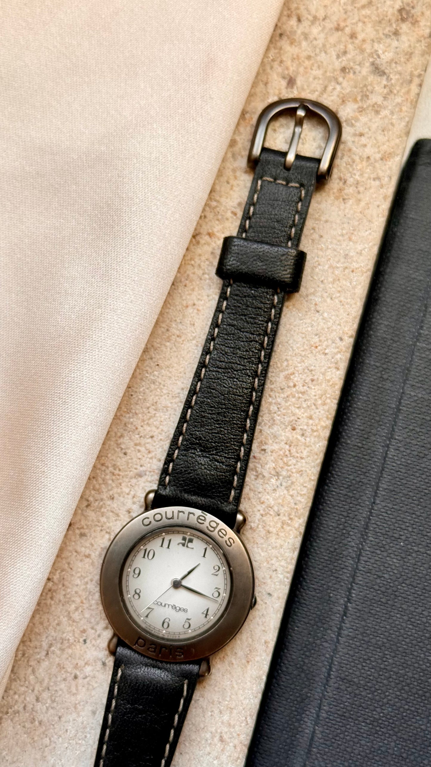 Courrèges vintage watch