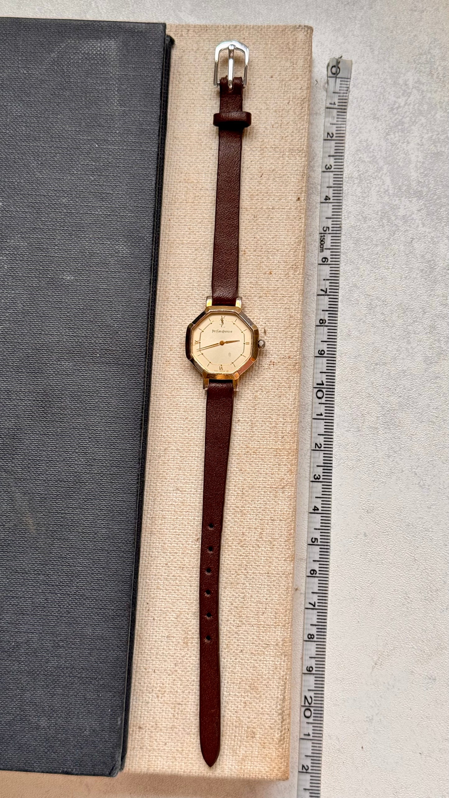 Yves Saint Laurent vintage watch (YSL)