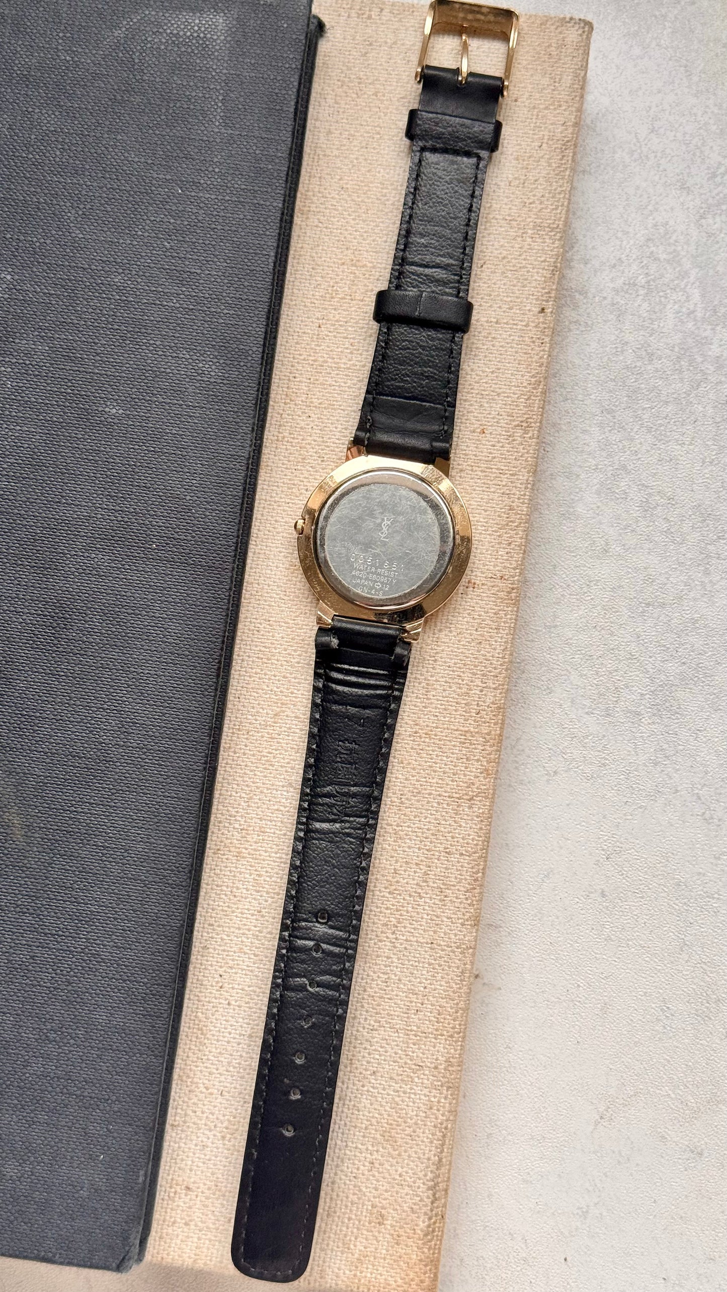 Yves Saint Laurent vintage watch (YSL)