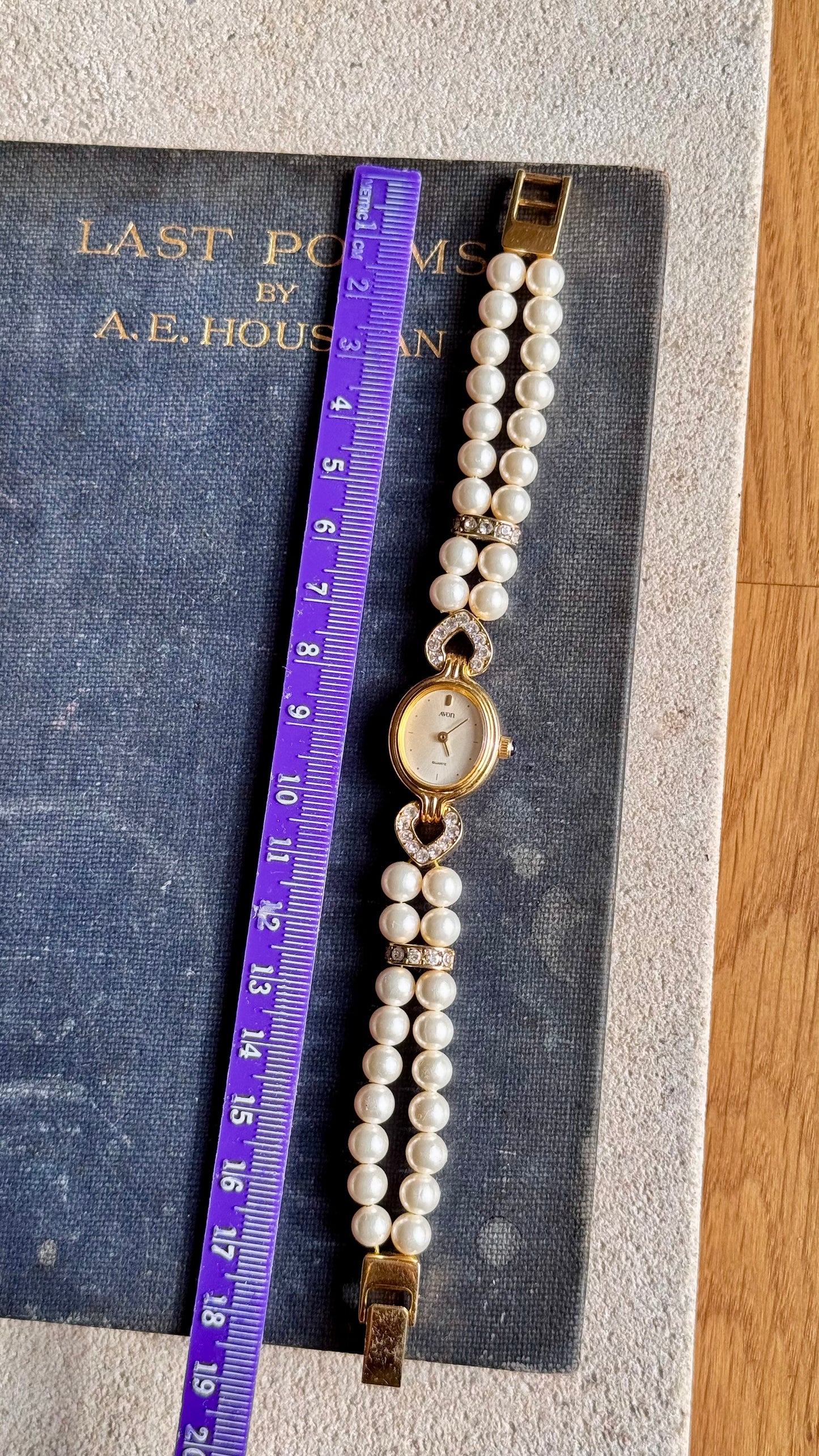 Avon vintage watch - faux pearl bracelet