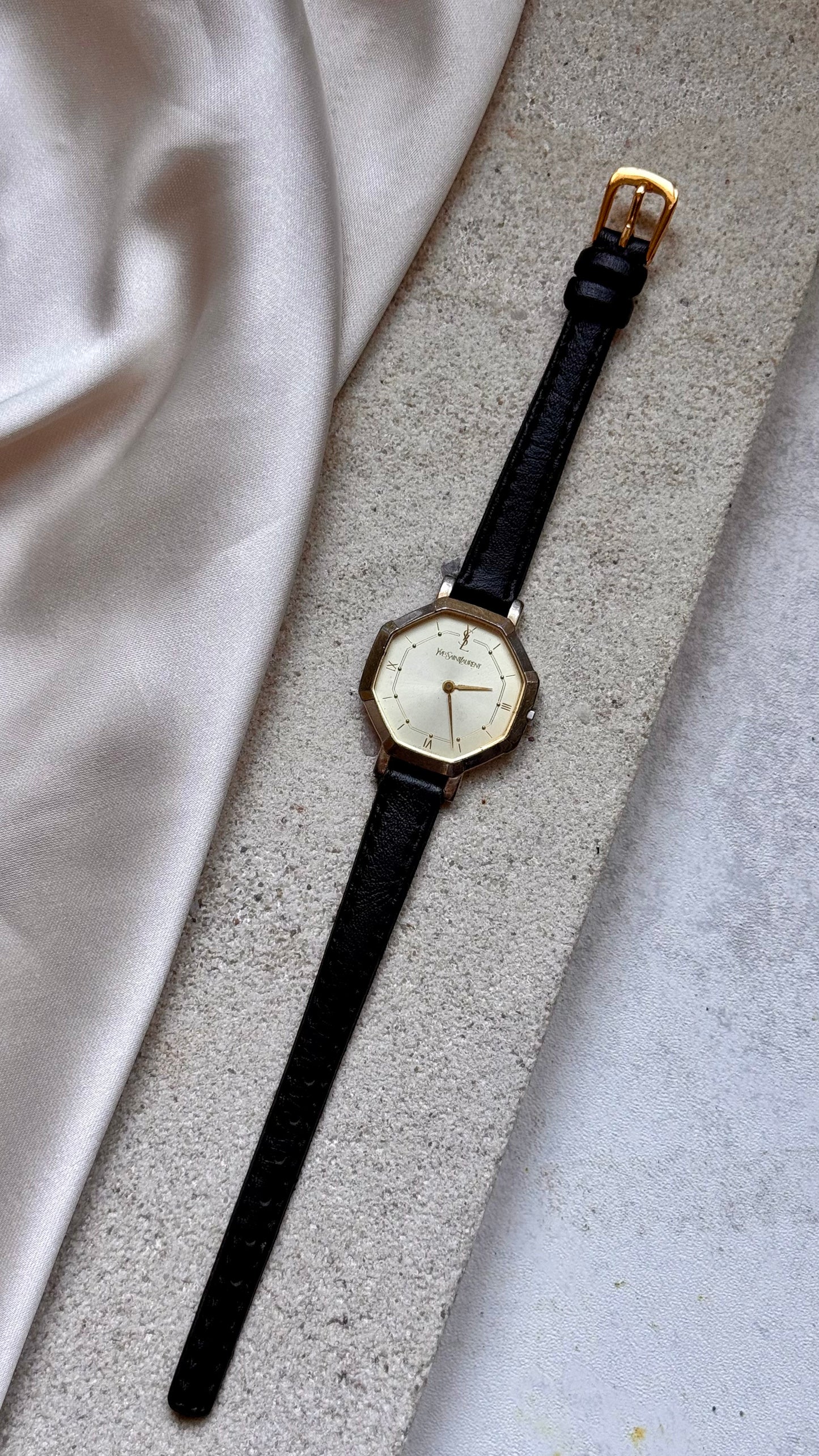 Yves Saint Laurent vintage watch (YSL)