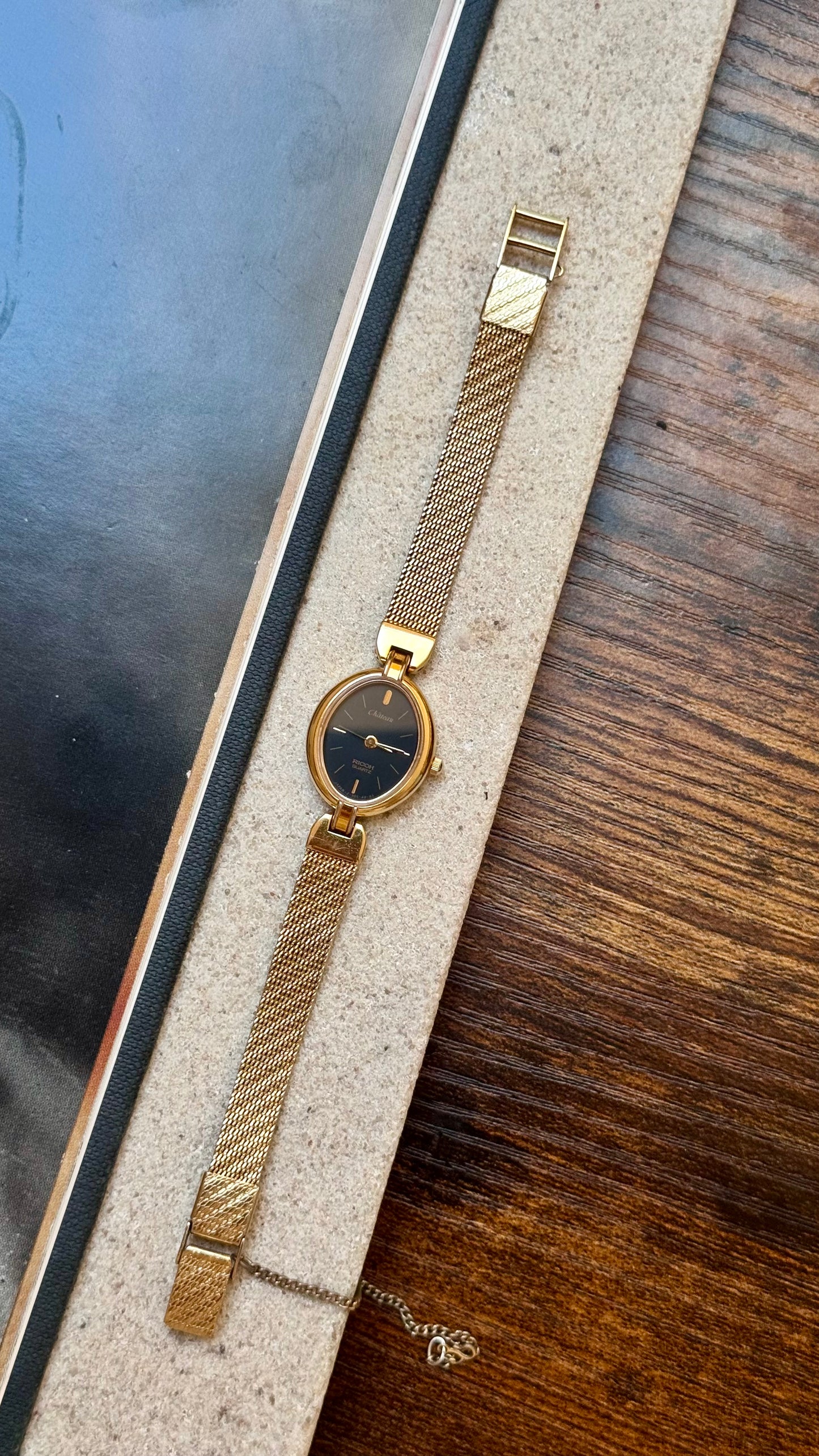 Château - Ricoh Vintage Watch 1990s, gold plated
