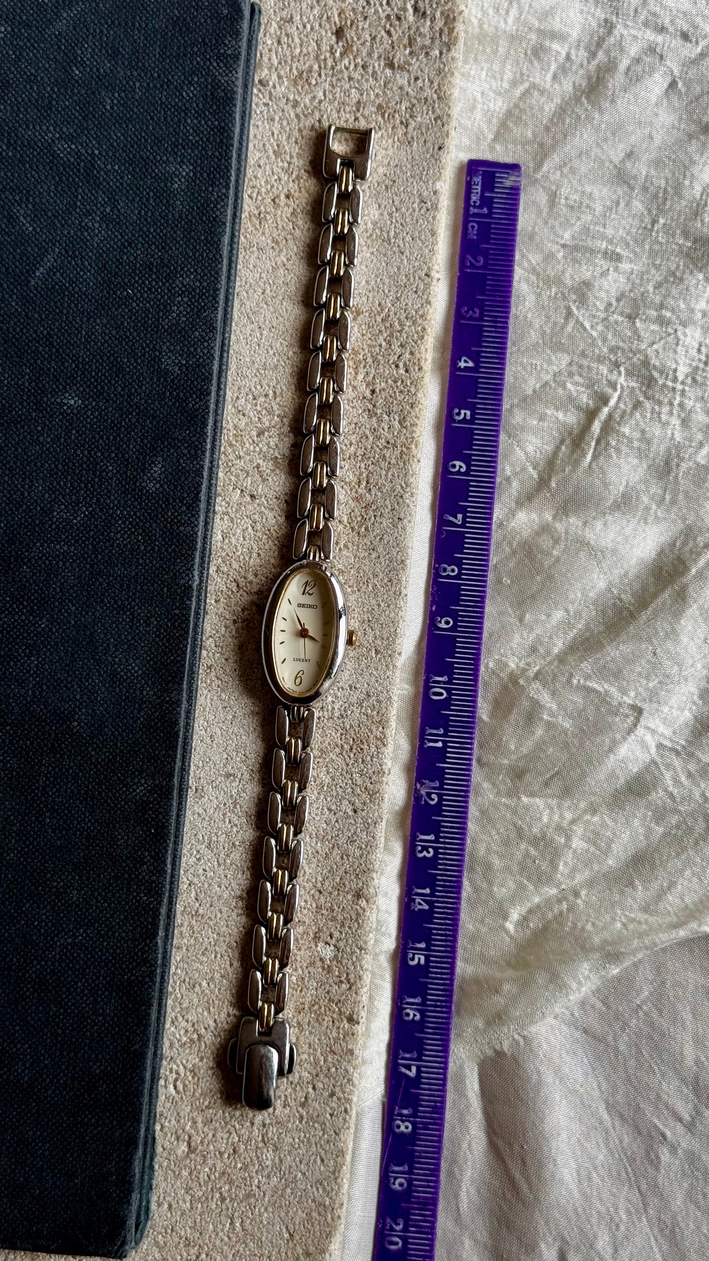 Classic 1996 Seiko Lucent Vintage Watch - Gold Plated, near mint condition