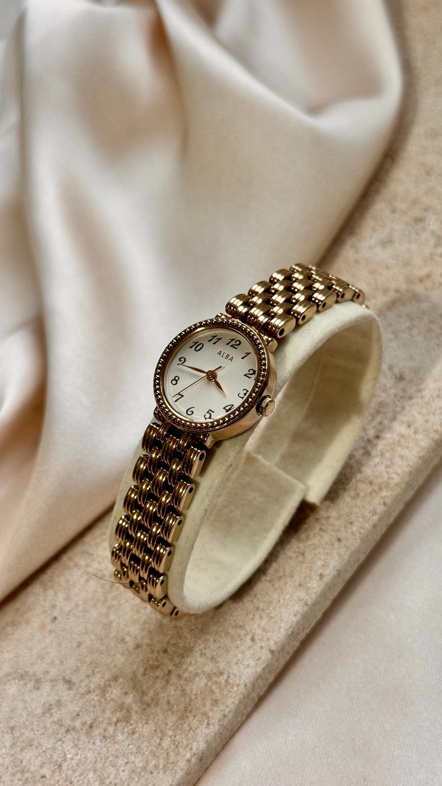 Seiko Alba vintage watch - champagne gold