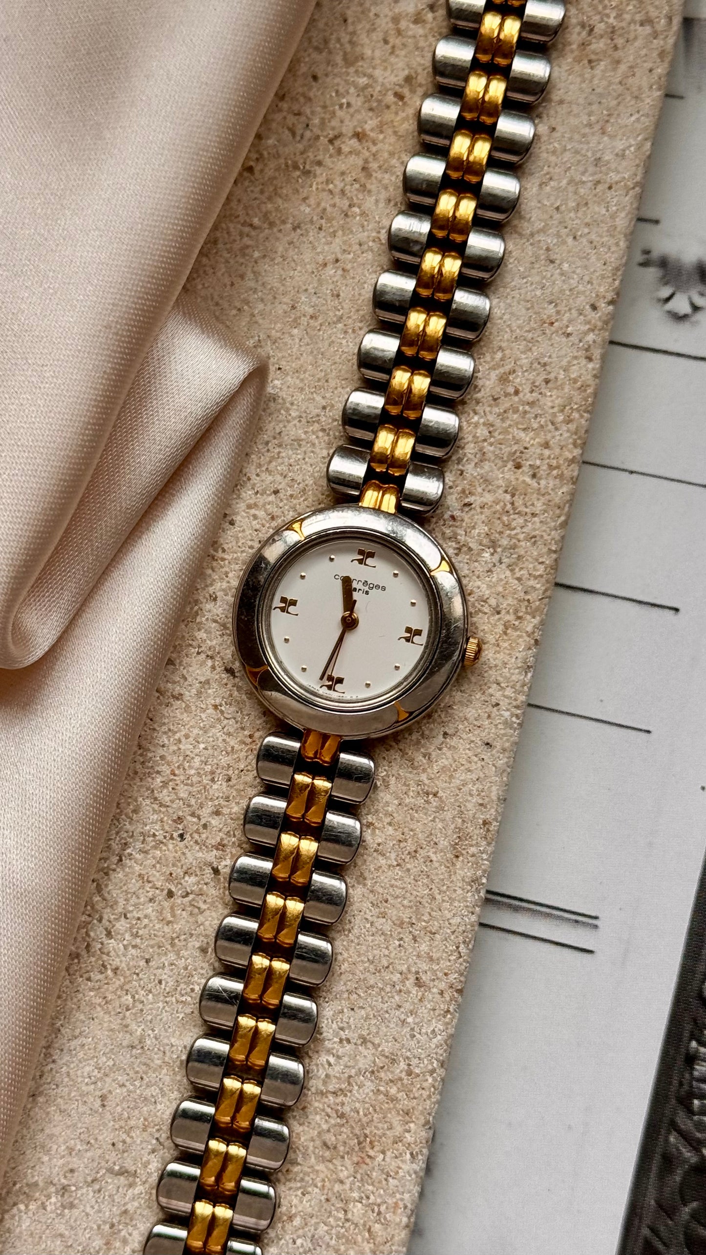 Courrèges vintage watch