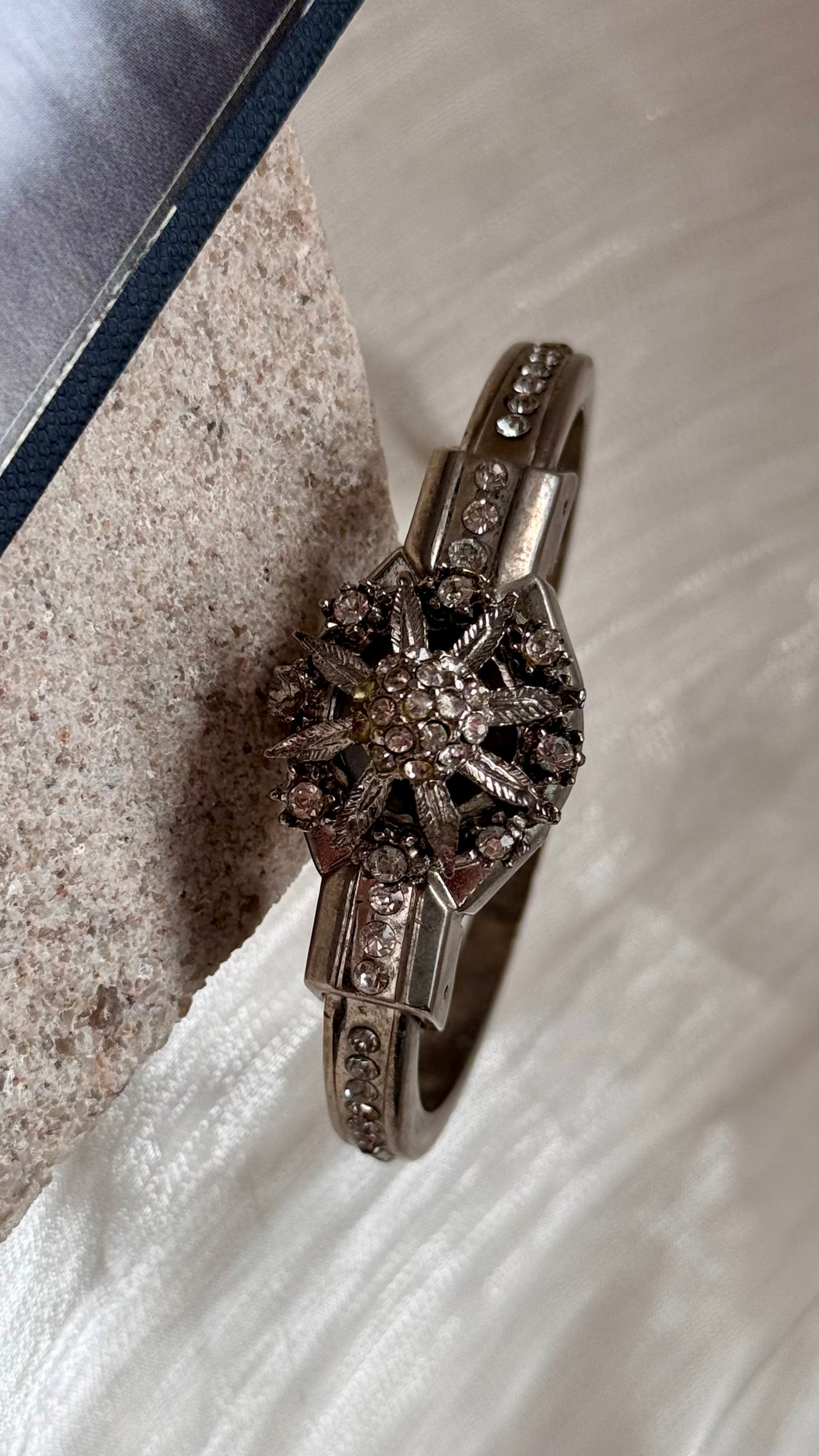 Belami Peekaboo vintage watch