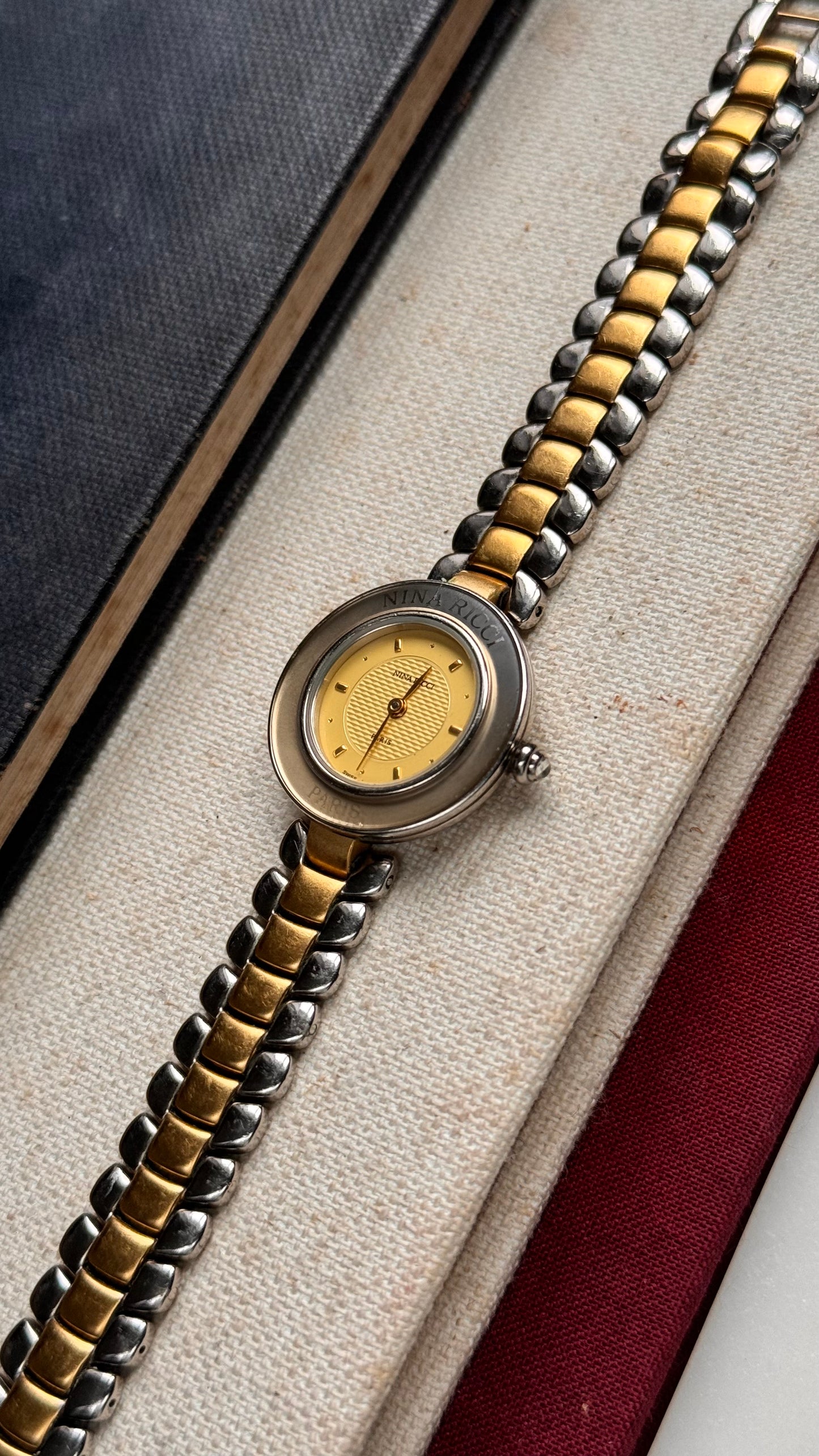 Nina Ricci vintage watch