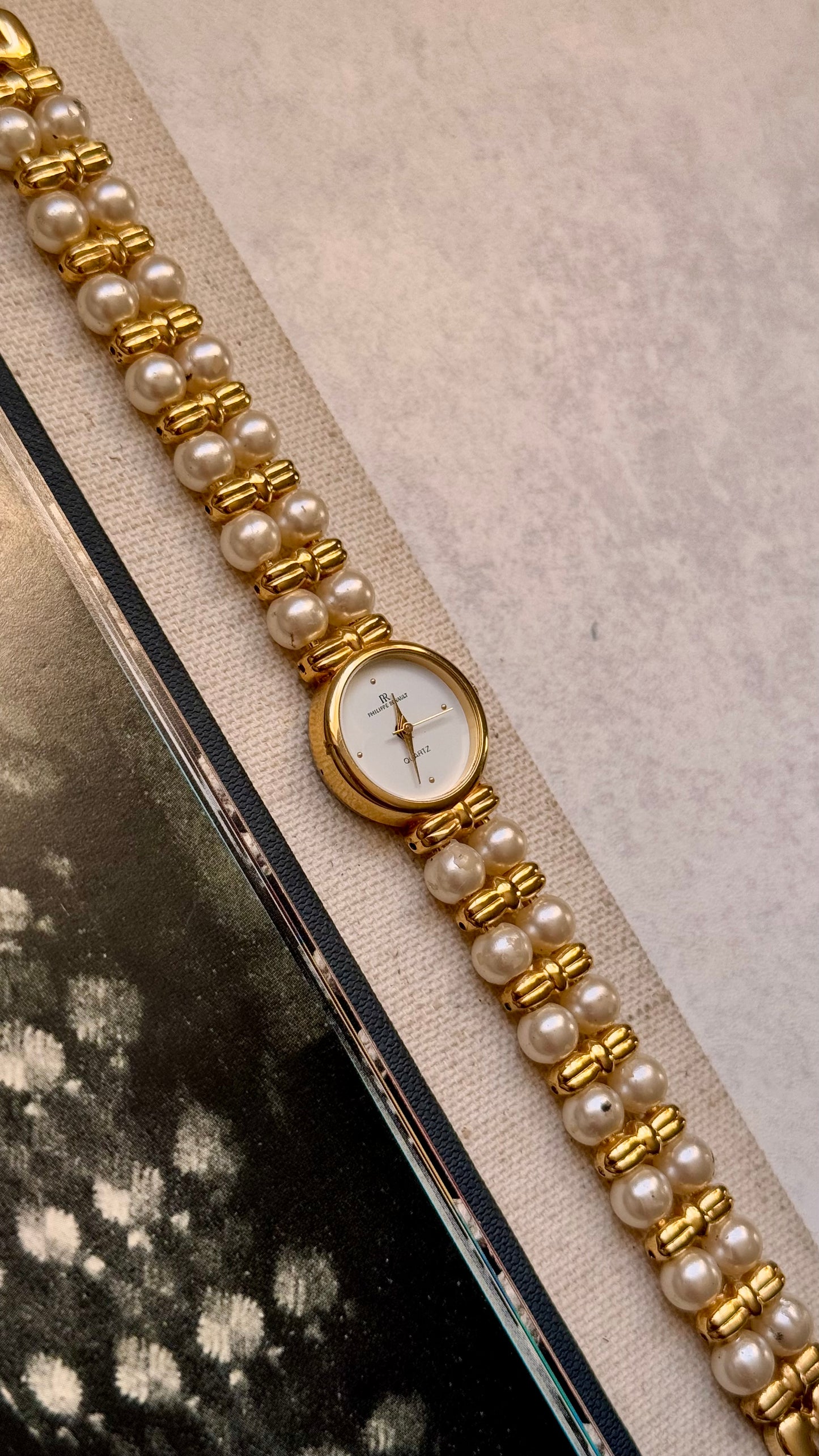 Philippe Renault vintage watch - faux pearl bracelet