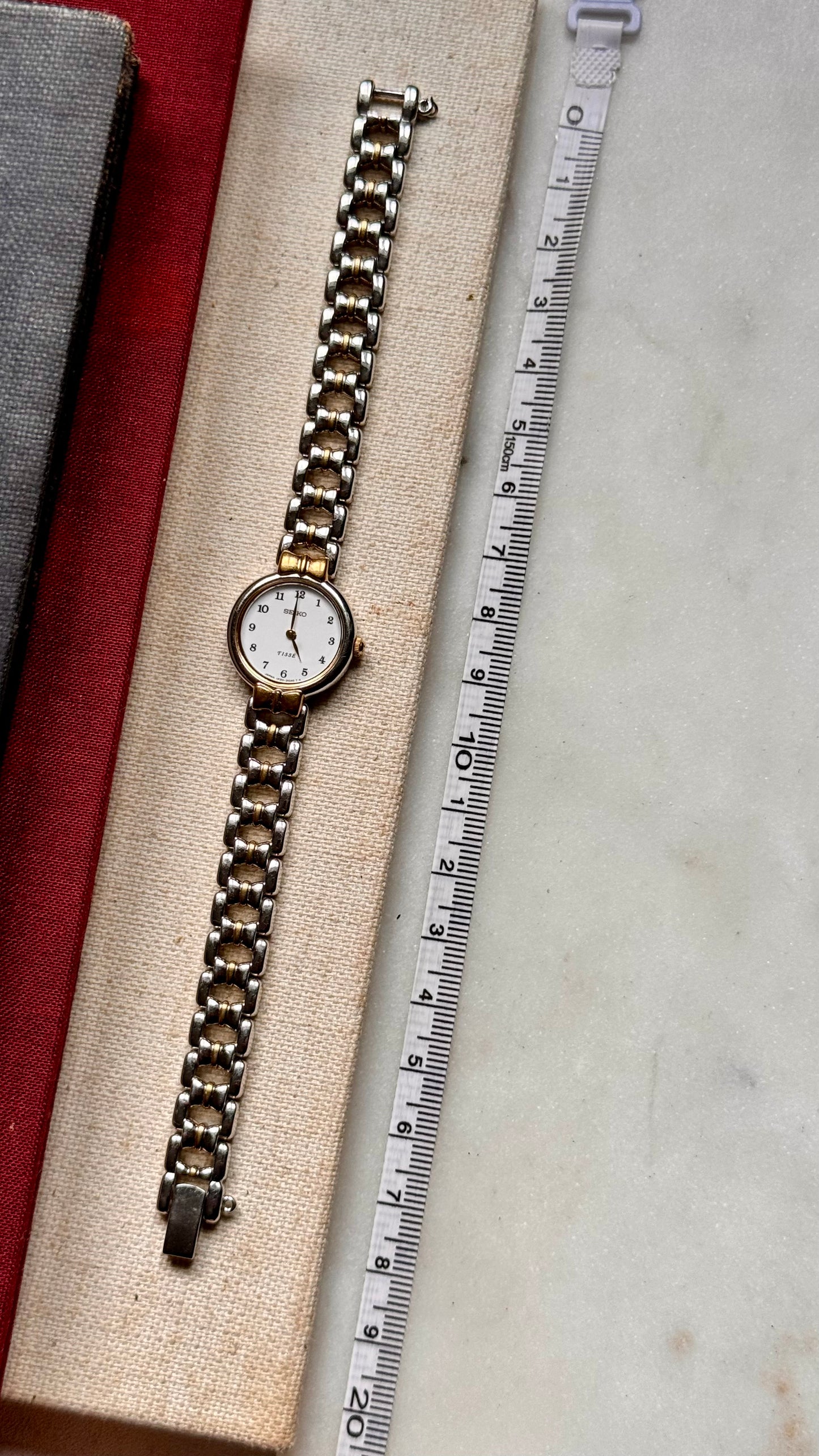 Seiko Tissé vintage watch