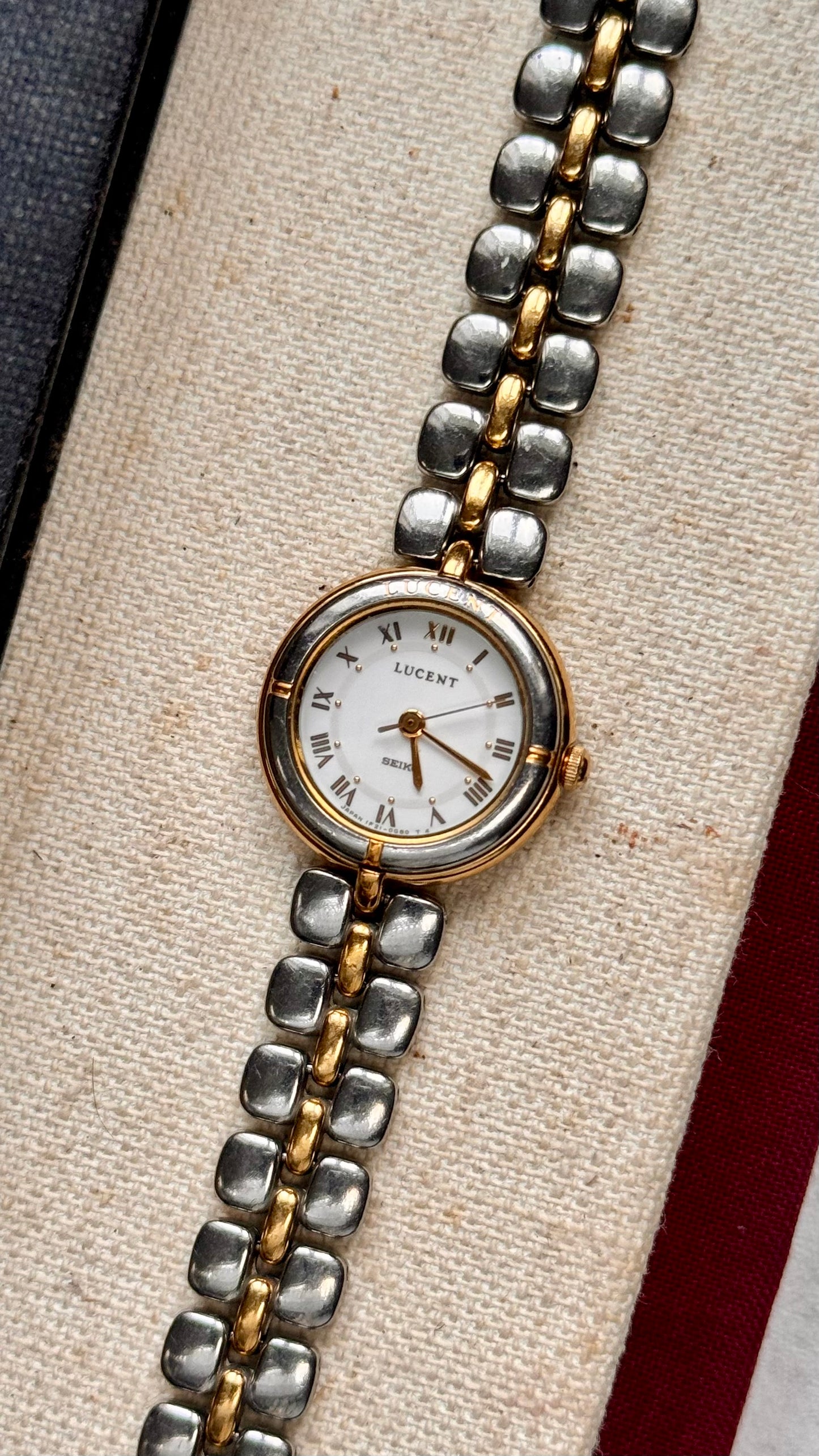 Seiko Lucent vintage watch