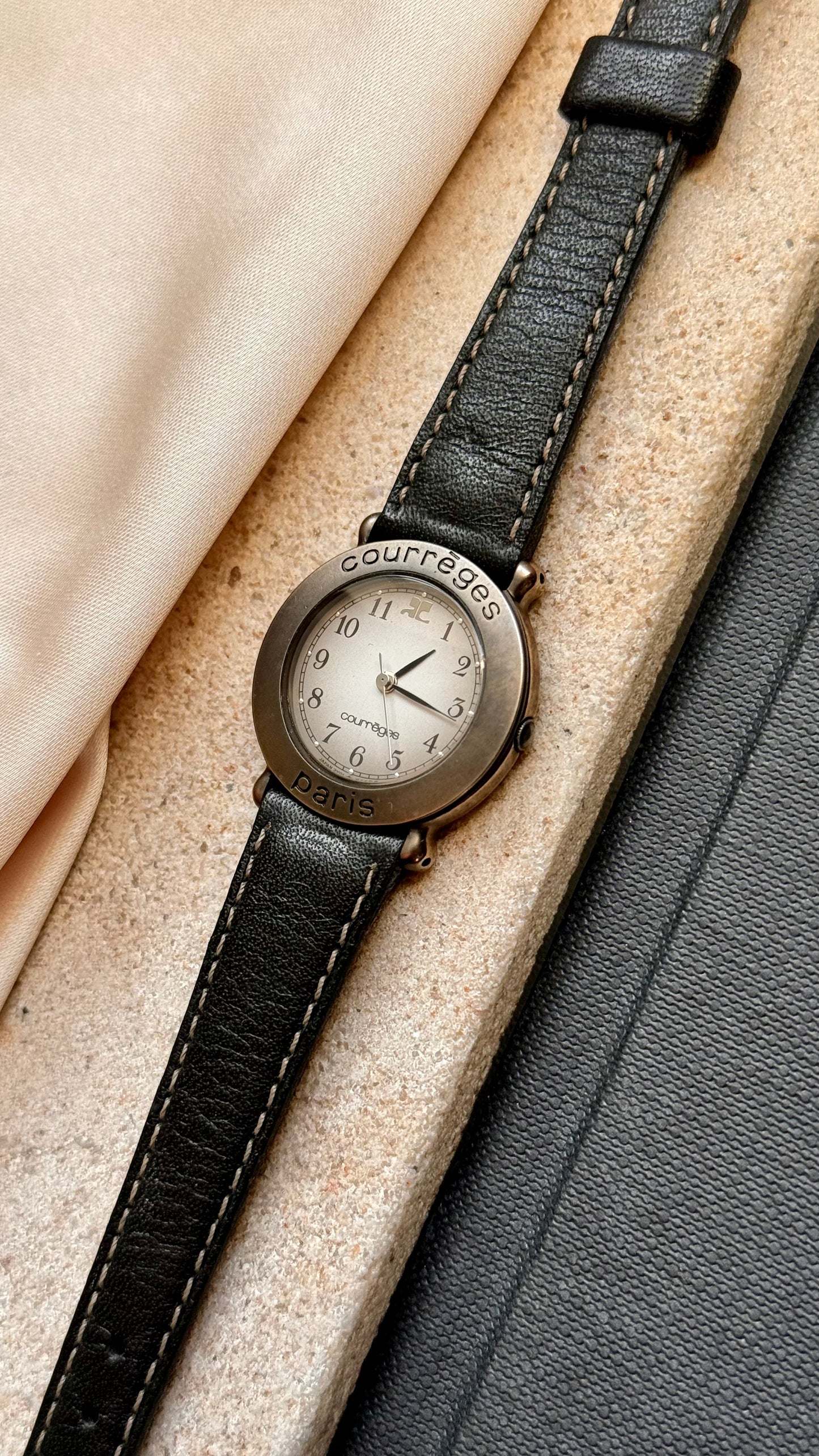 Courrèges vintage watch