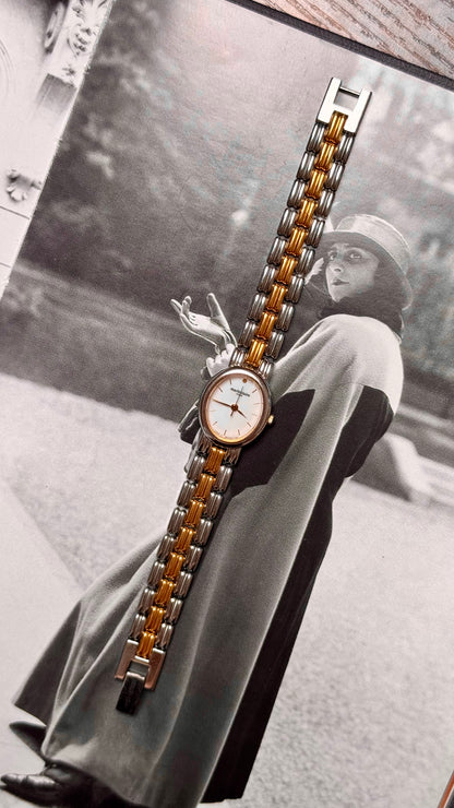 Classic Oval Marie Claire Paris vintage watch - Near Mint