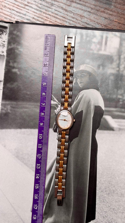 Classic Oval Marie Claire Paris vintage watch - Near Mint
