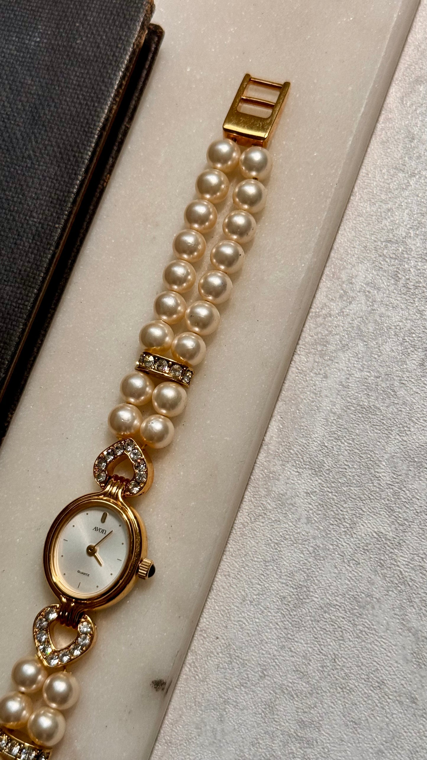 Avon vintage watch - faux pearl bracelet