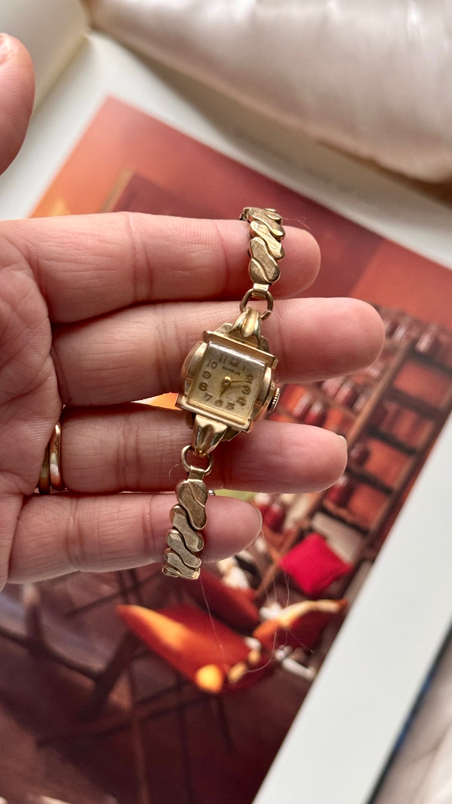 Benrus 10ct rolled gold vintage watch - mechanical movement