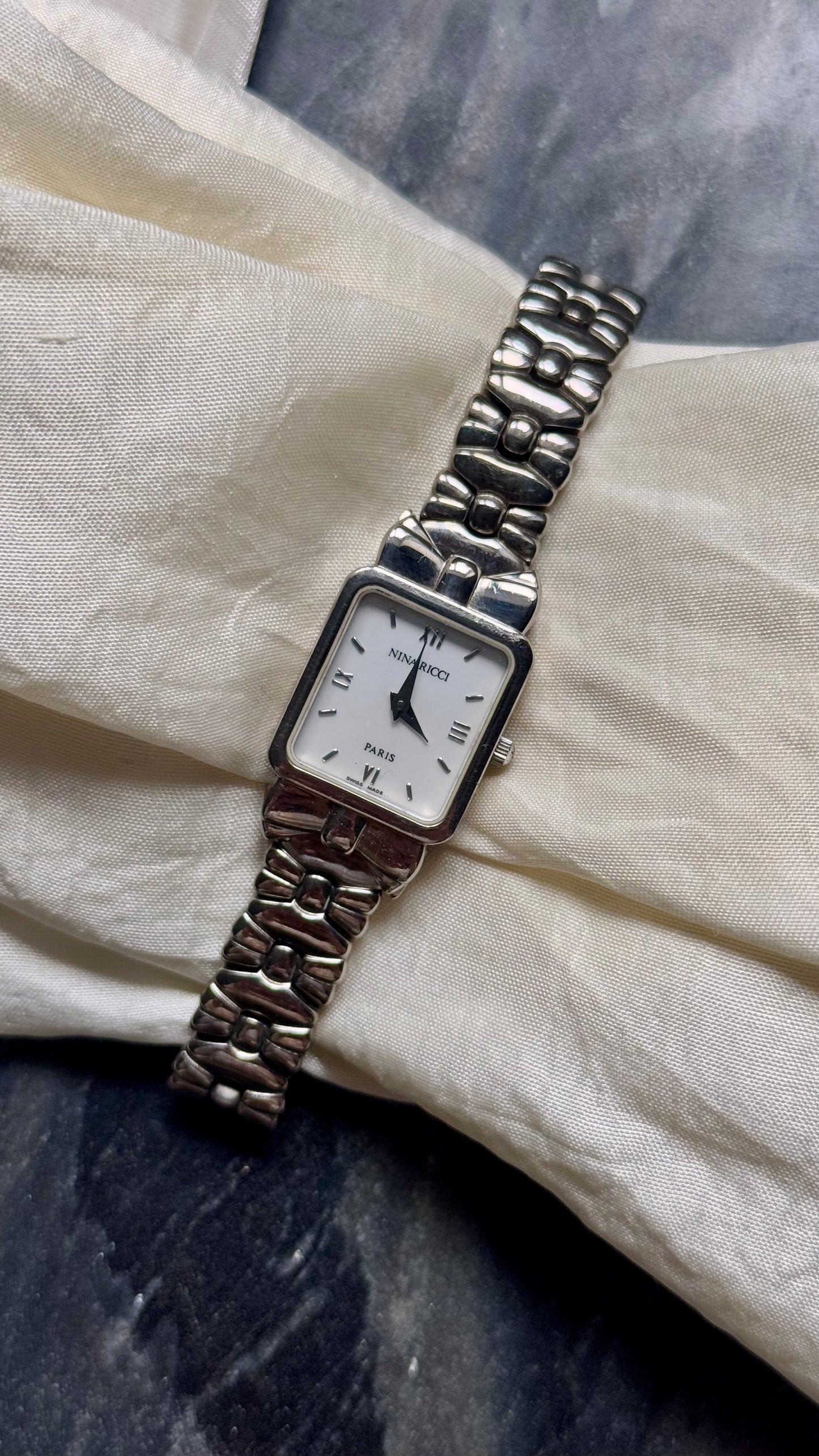 Nina Ricci vintage watch - Mother of Pearl dial