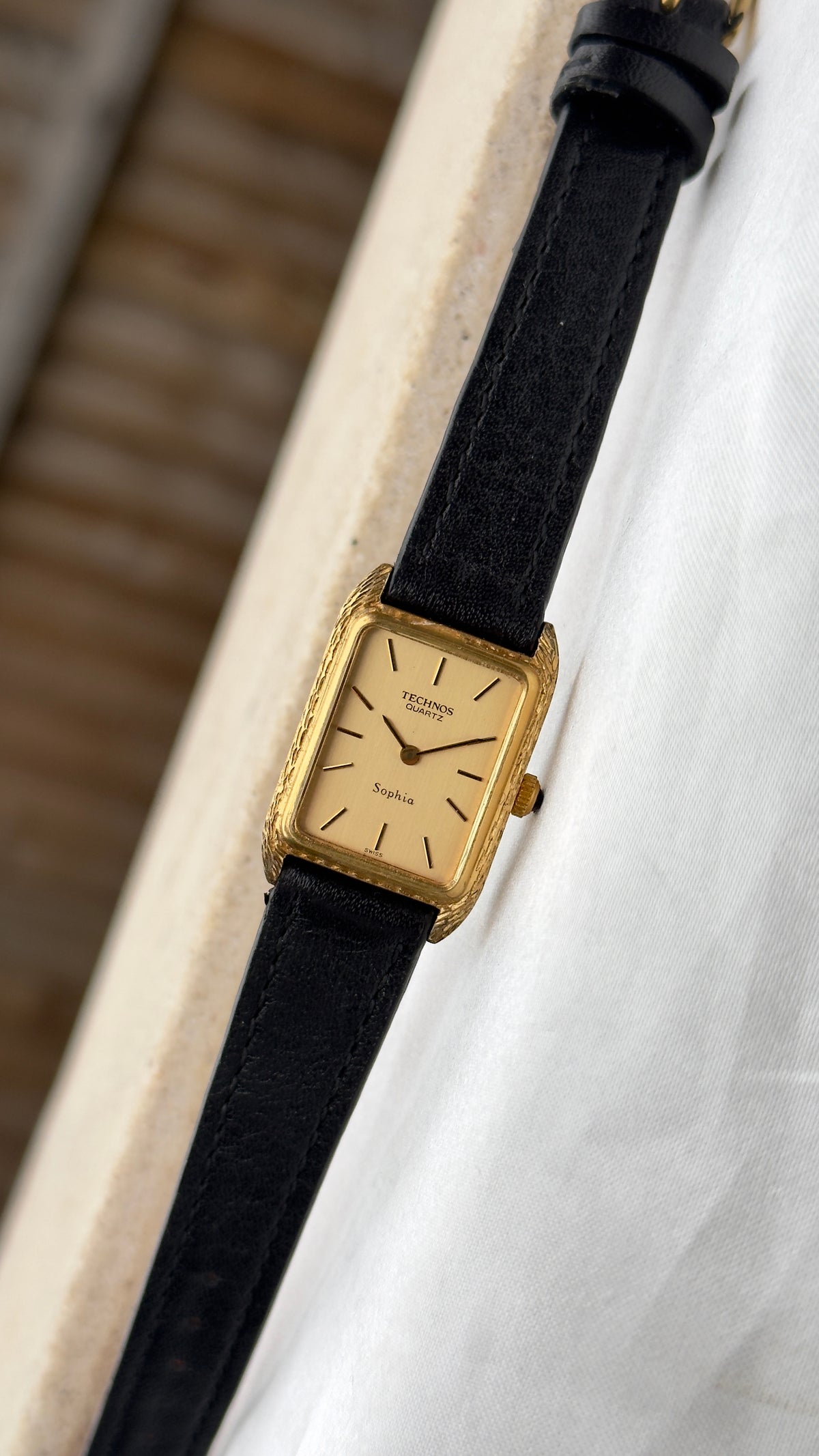 Technos Sophia Vintage Mini Tank Watch 1980s - Gold plated