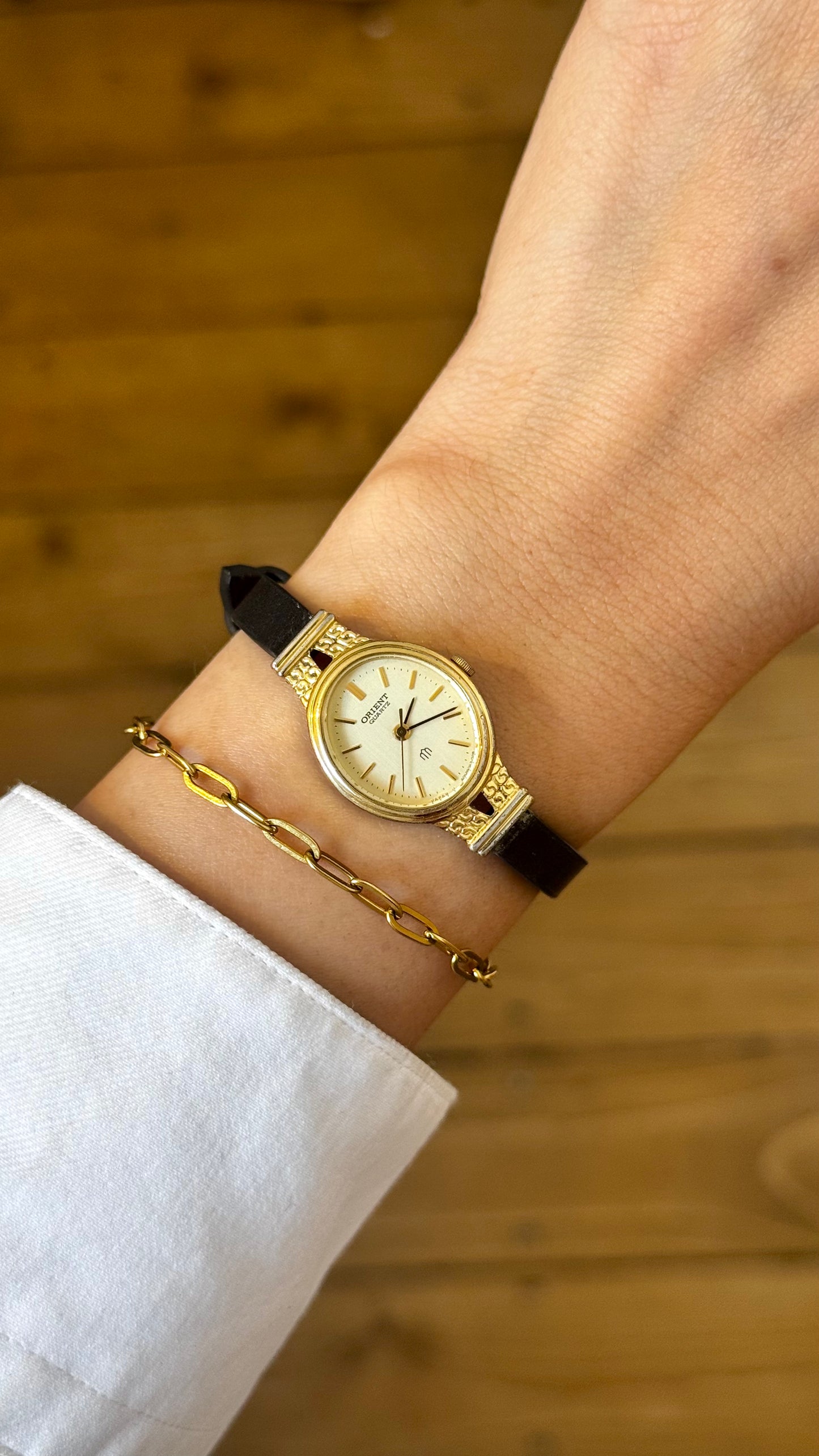 ORIENT Vintage Watch 1980s - Oval face, gold plated