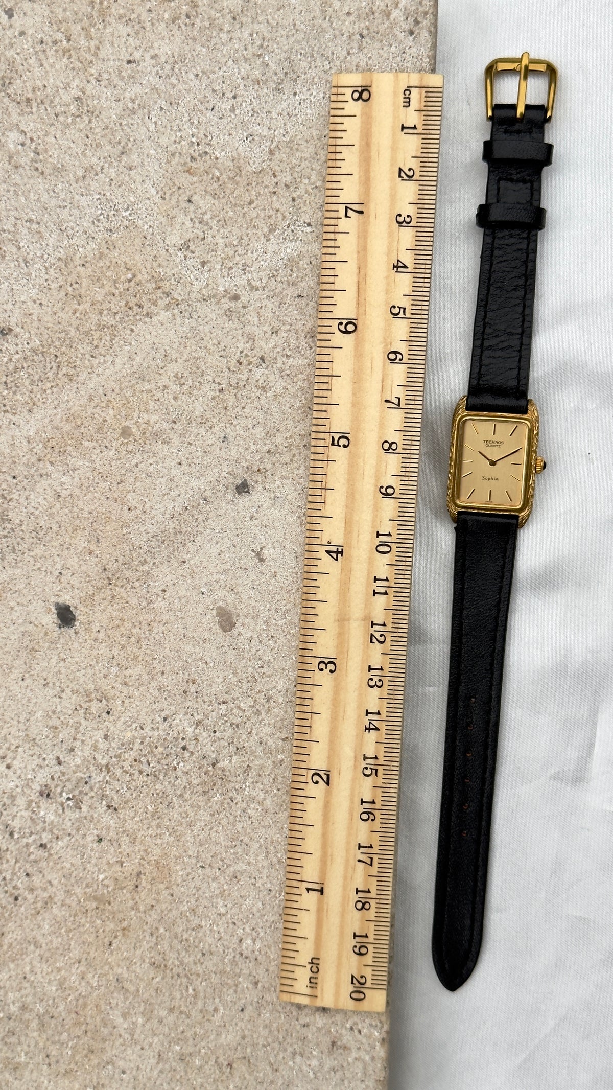 Technos Sophia Vintage Mini Tank Watch 1980s - Gold plated