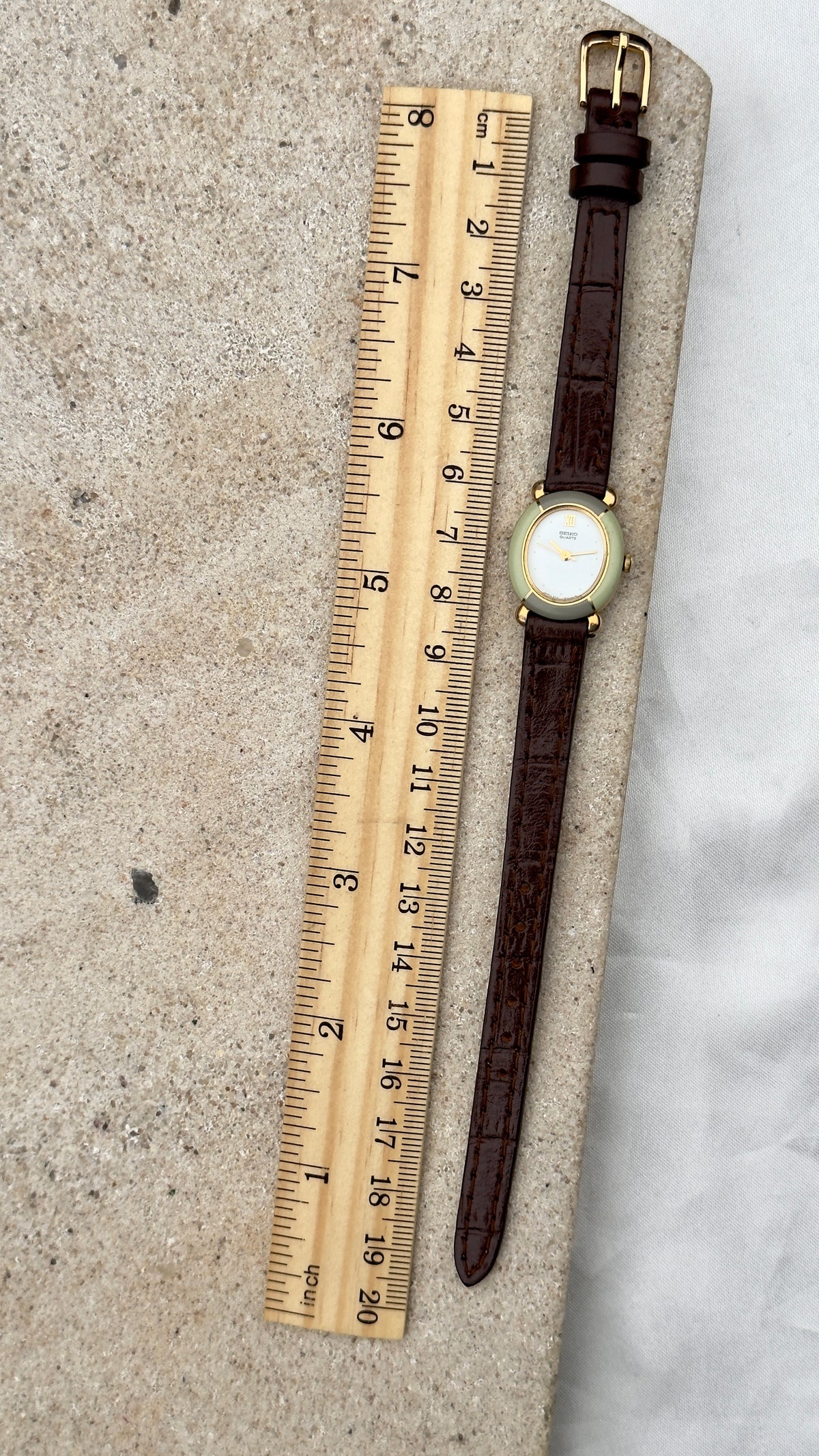 Vintage Seiko Women's Watch 1995 - Enameled case