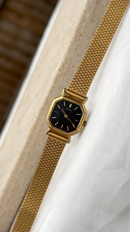 Octagon Seiko Mesh Bracelet Vintage Watch 1992