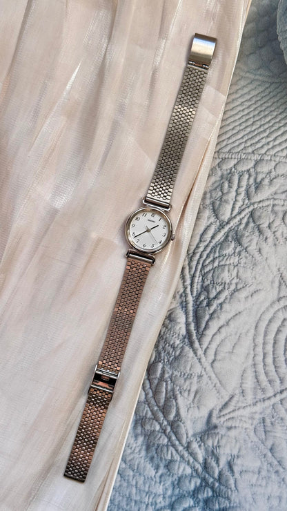 Vintage Seiko 1991 Watch - Adjustable Mesh Strap