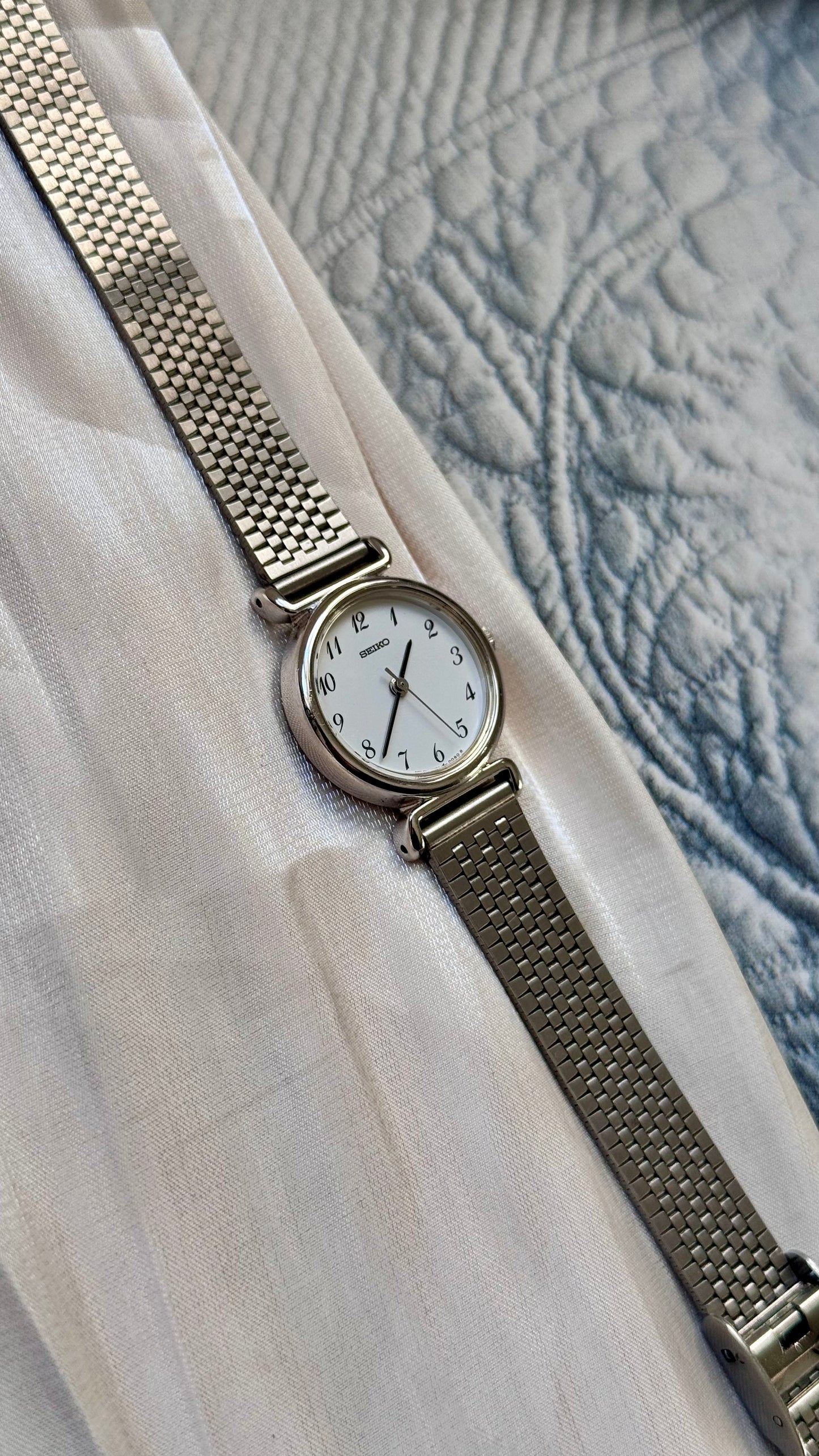 Vintage Seiko 1991 Watch - Adjustable Mesh Strap
