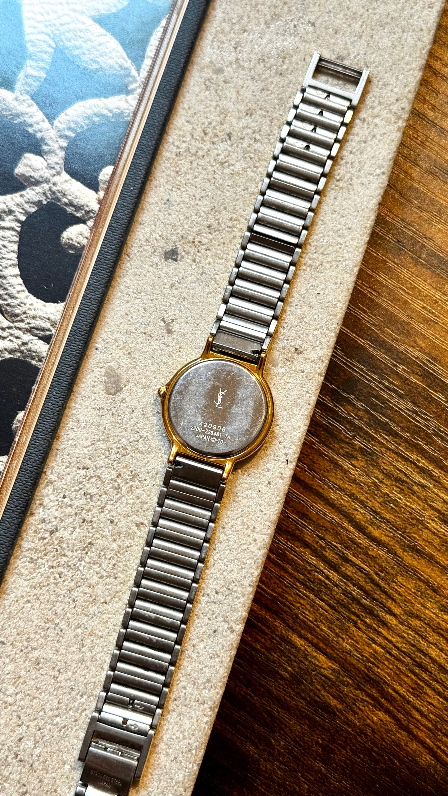 Yves Saint Laurent vintage watch (YSL) 1990s - Black Dial