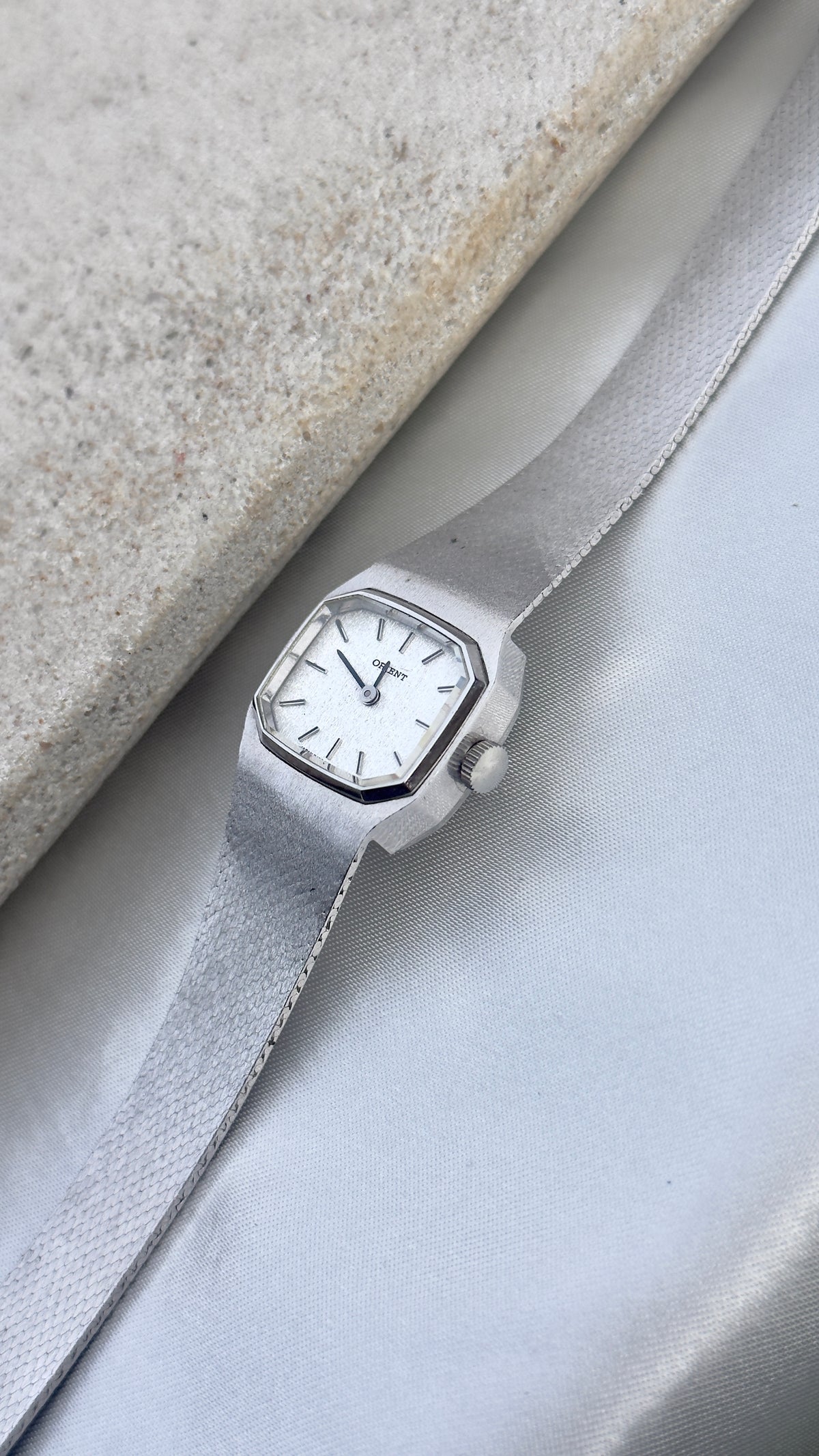 ORIENT Vintage Manual Watch 1970s - White Gold Plated